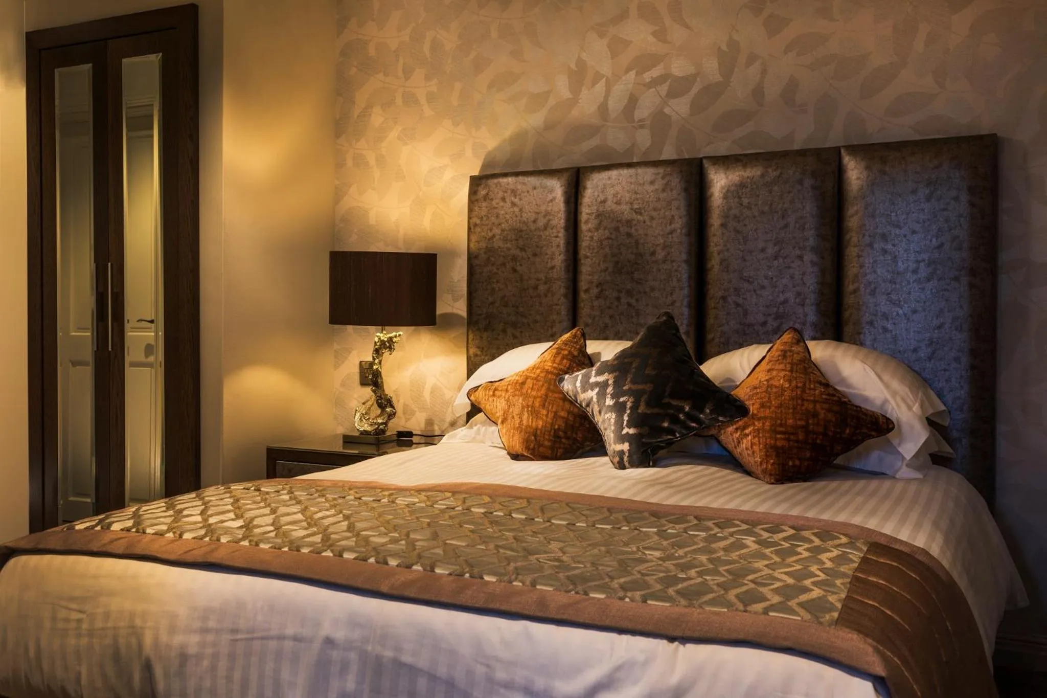 Bed in The Pheasant Inn