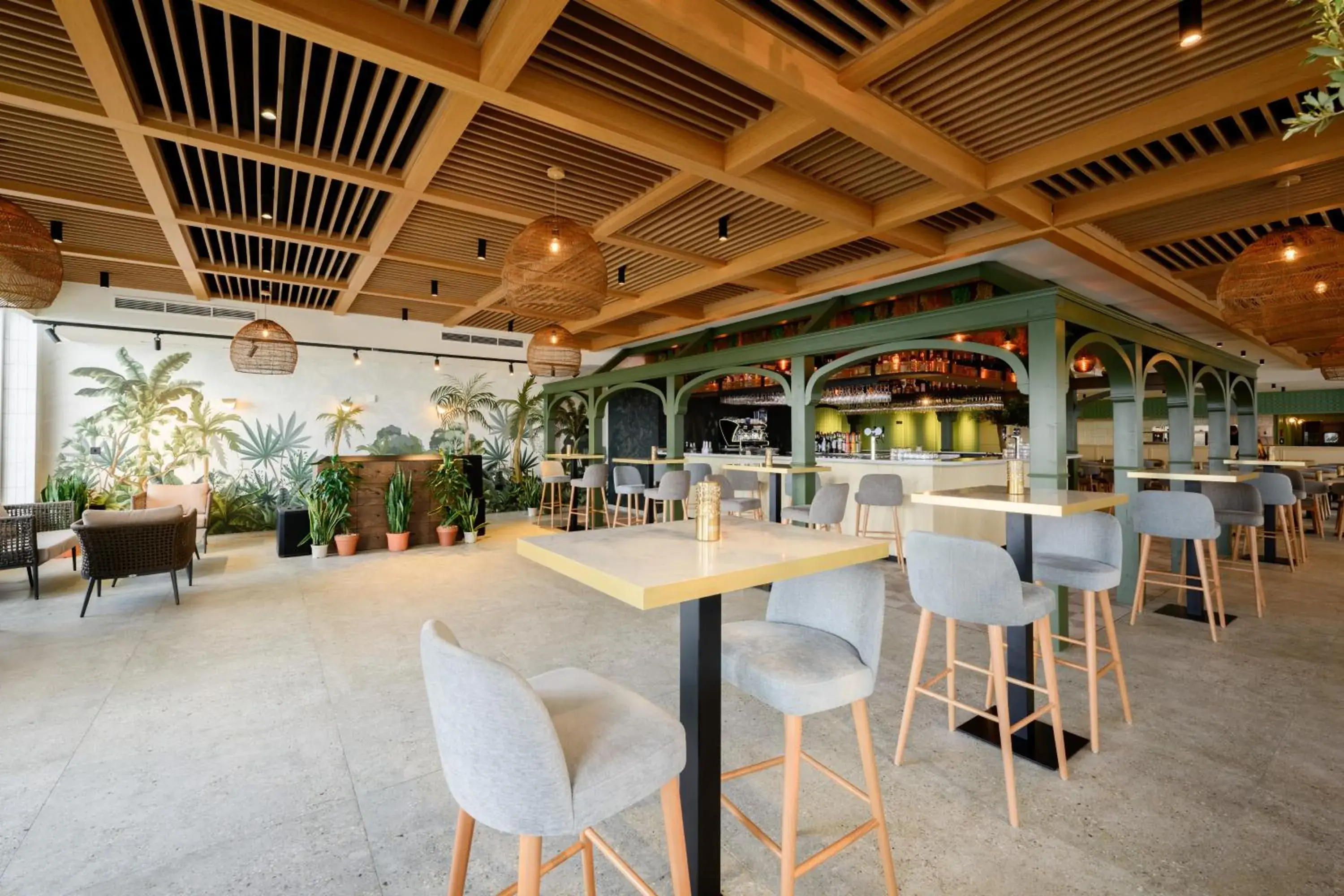 Restaurant/places to eat in QAWRA Palace Resort & SPA Restaurant/places to eat in QAWRA Palace Resort & SPA