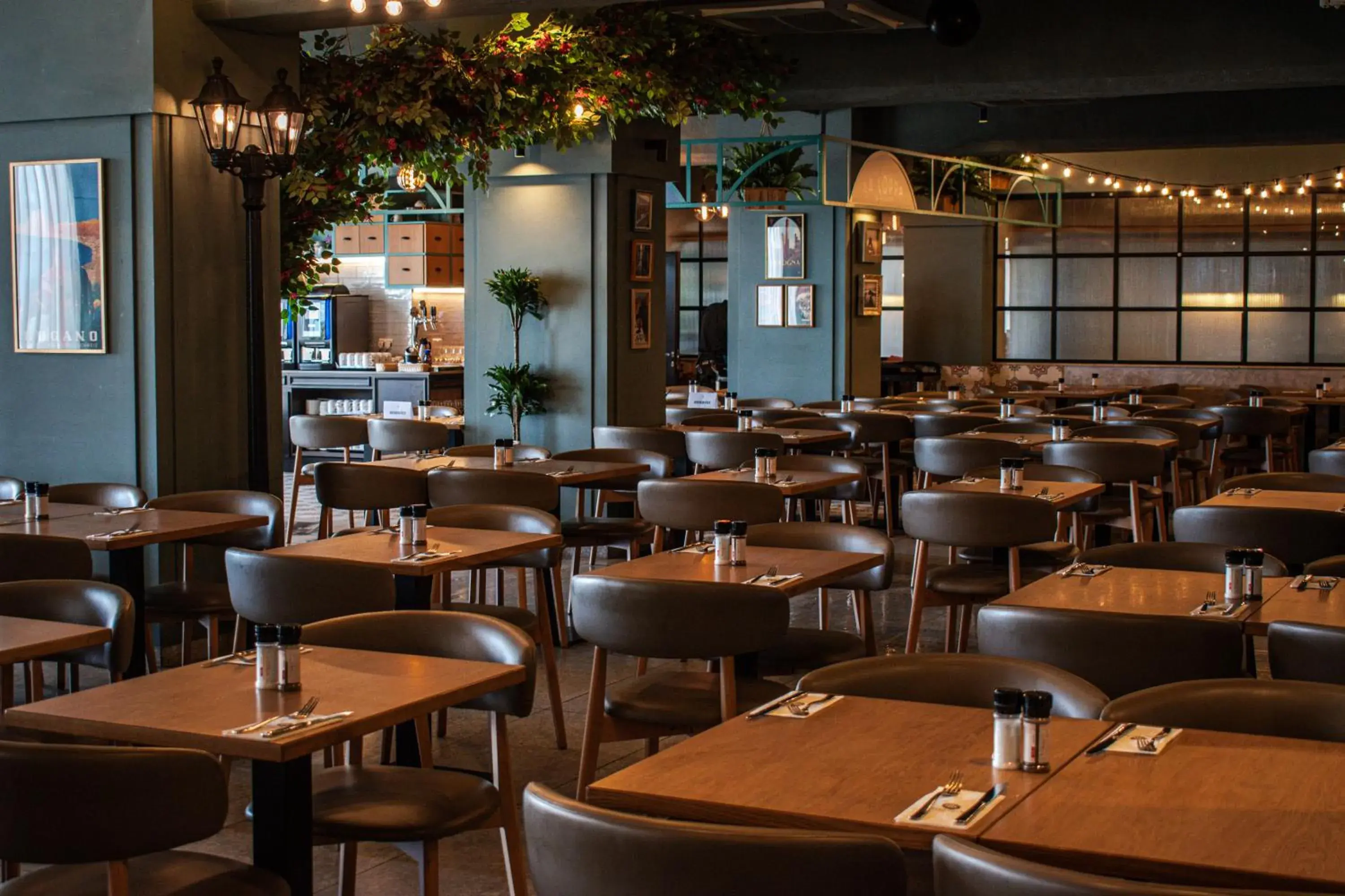 Restaurant/places to eat in QAWRA Palace Resort & SPA Restaurant/places to eat in QAWRA Palace Resort & SPA