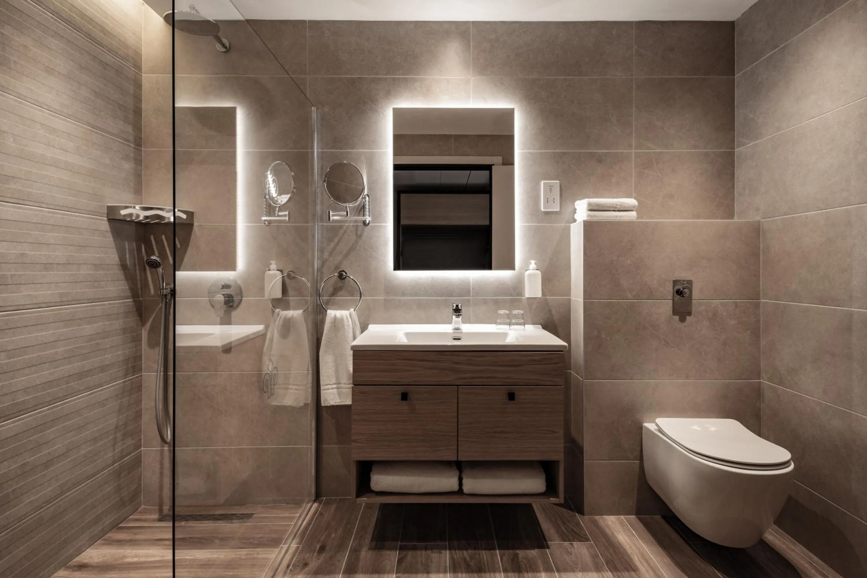 Bathroom in QAWRA Palace Resort & SPA