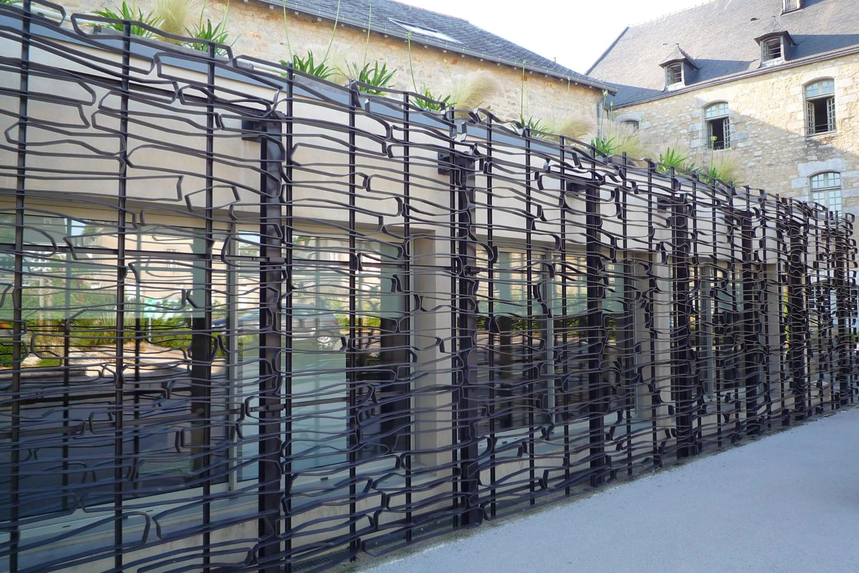 Property building in Hôtel Ginkgo - SPA Biloba