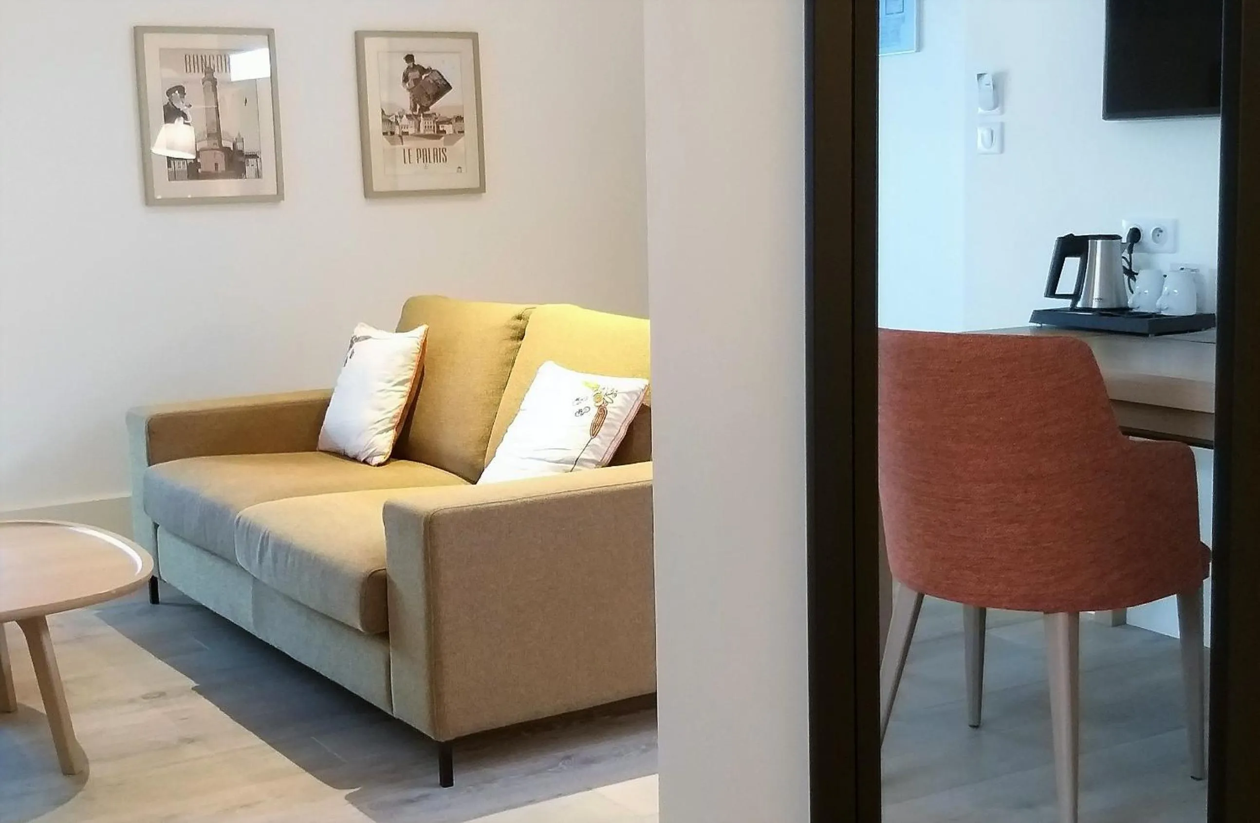 Coffee/tea facilities in Hôtel Ginkgo - SPA Biloba