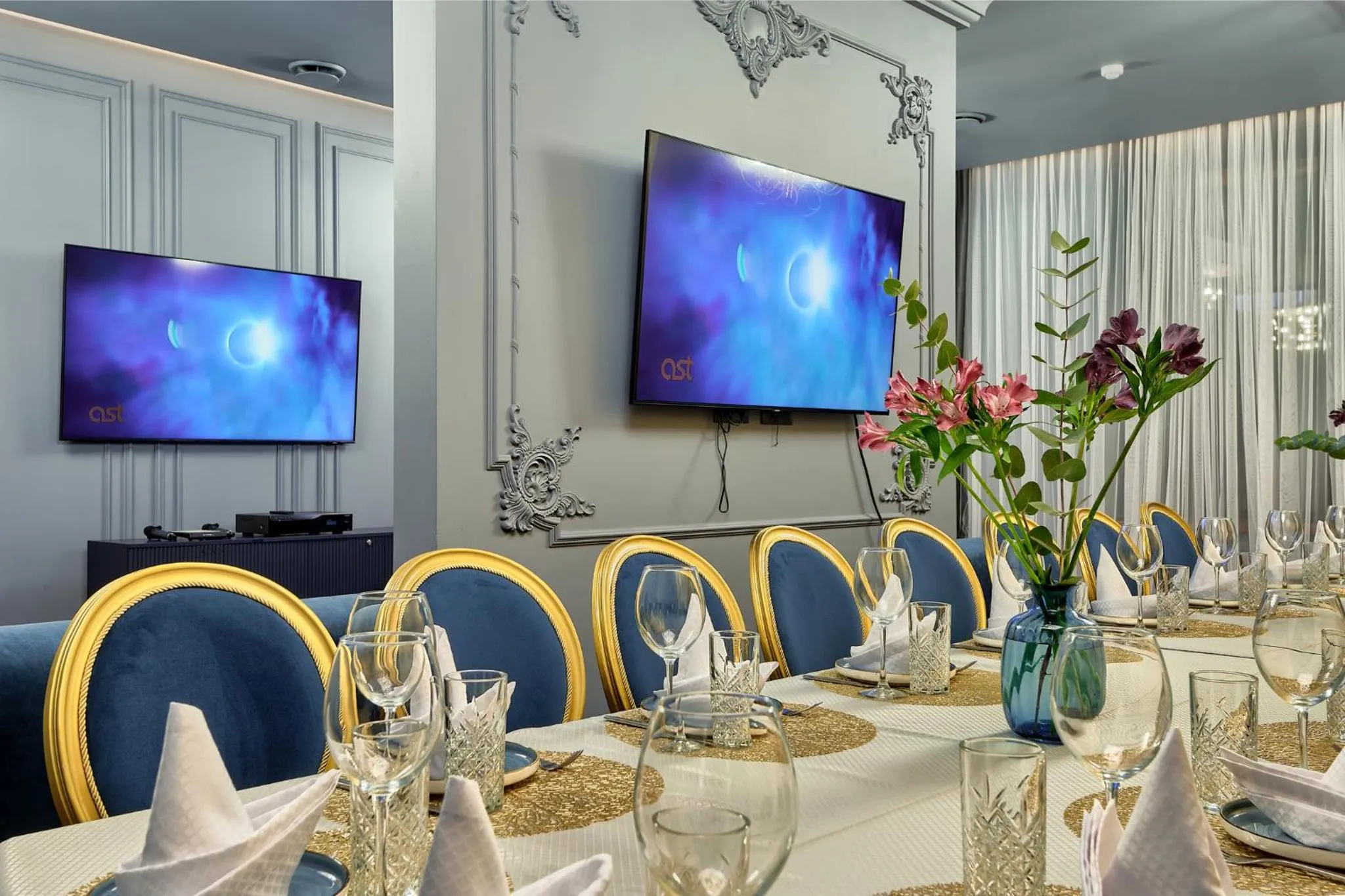 Karaoke in Aisha Bibi Hotel & Spa