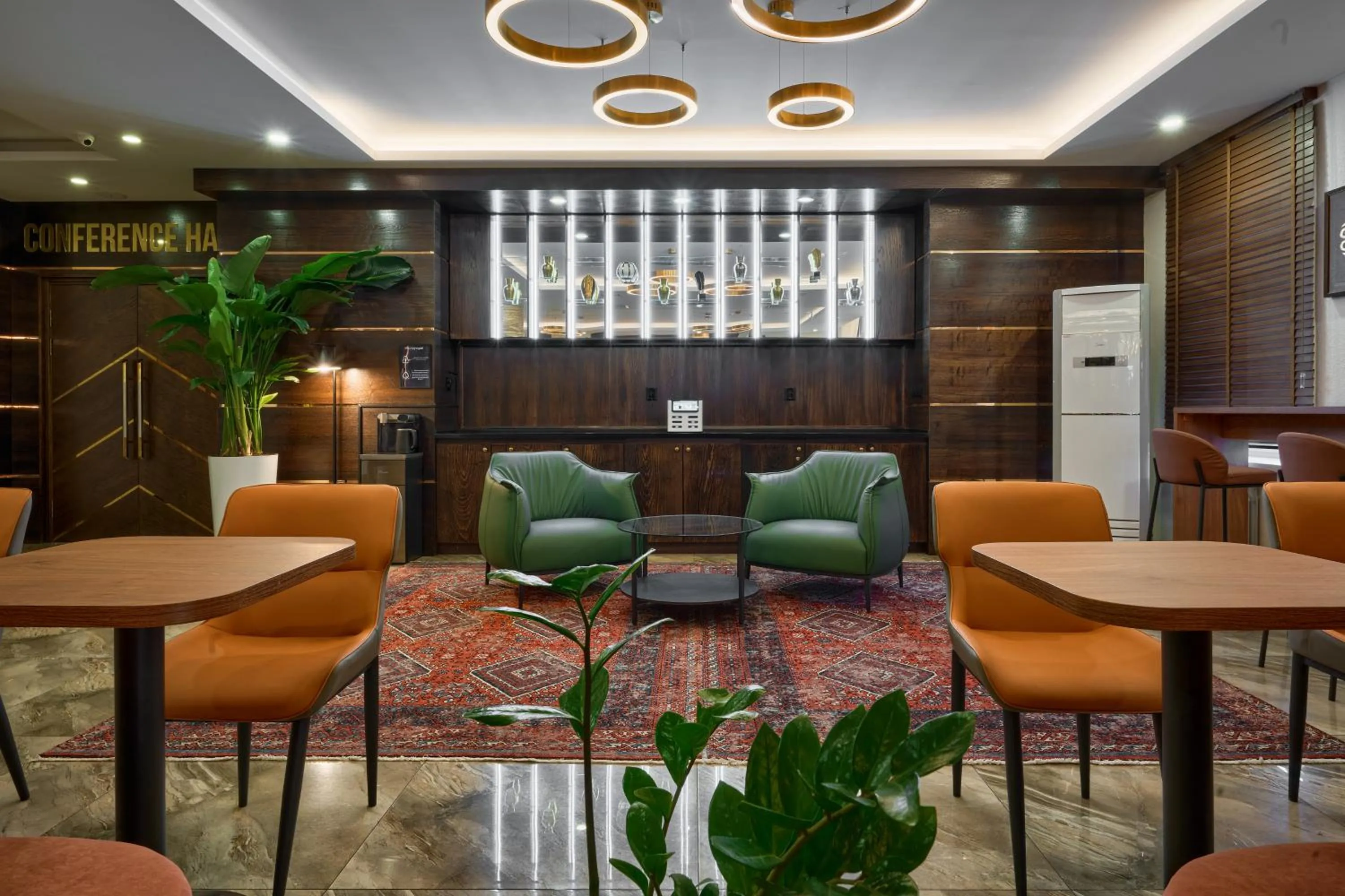 Communal lounge/ TV room in Aisha Bibi Hotel & Spa