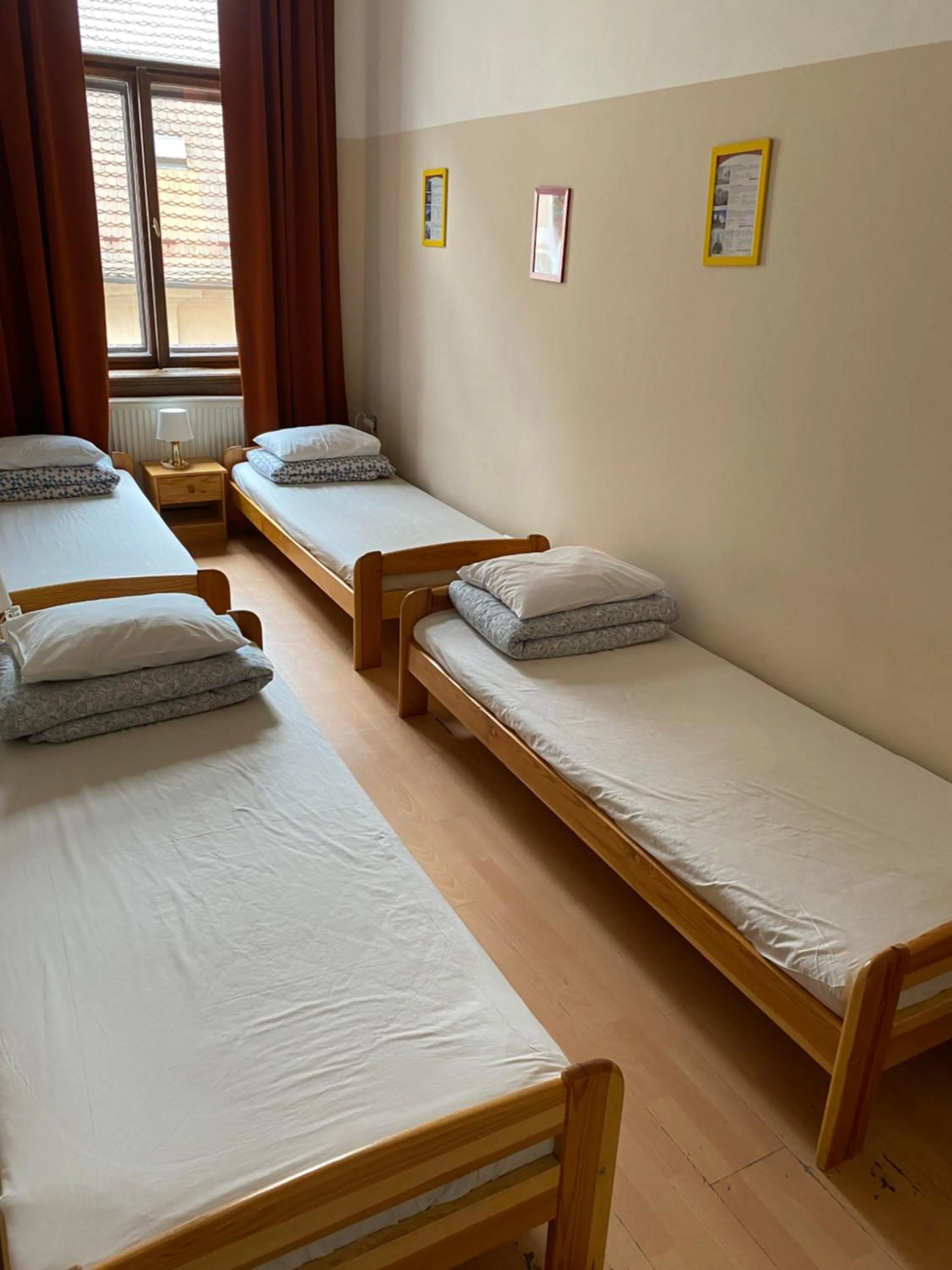 Quadruple Room with Shared Bathroom in Hostel EMMA