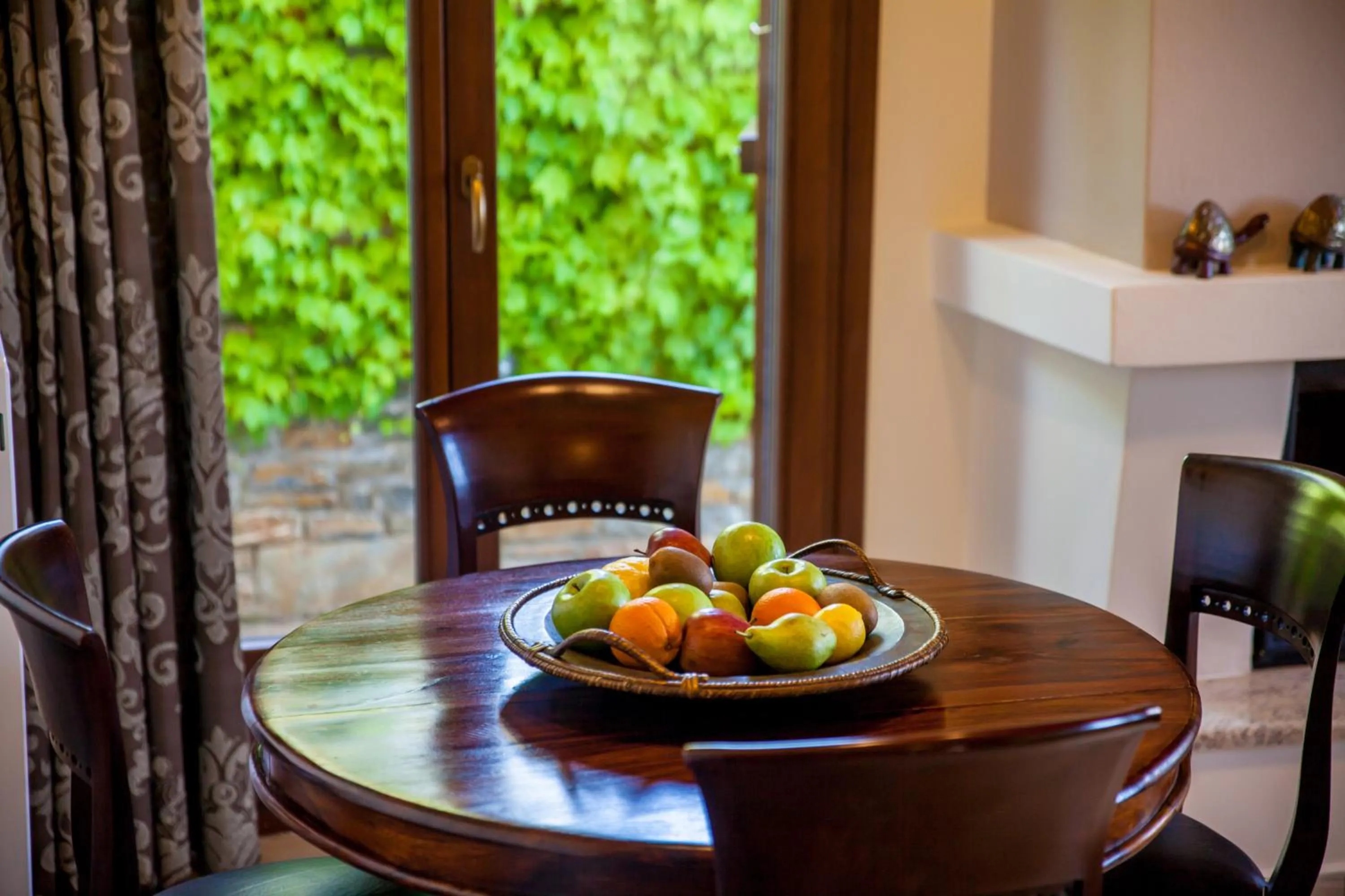 Decorative detail in Lions Nine