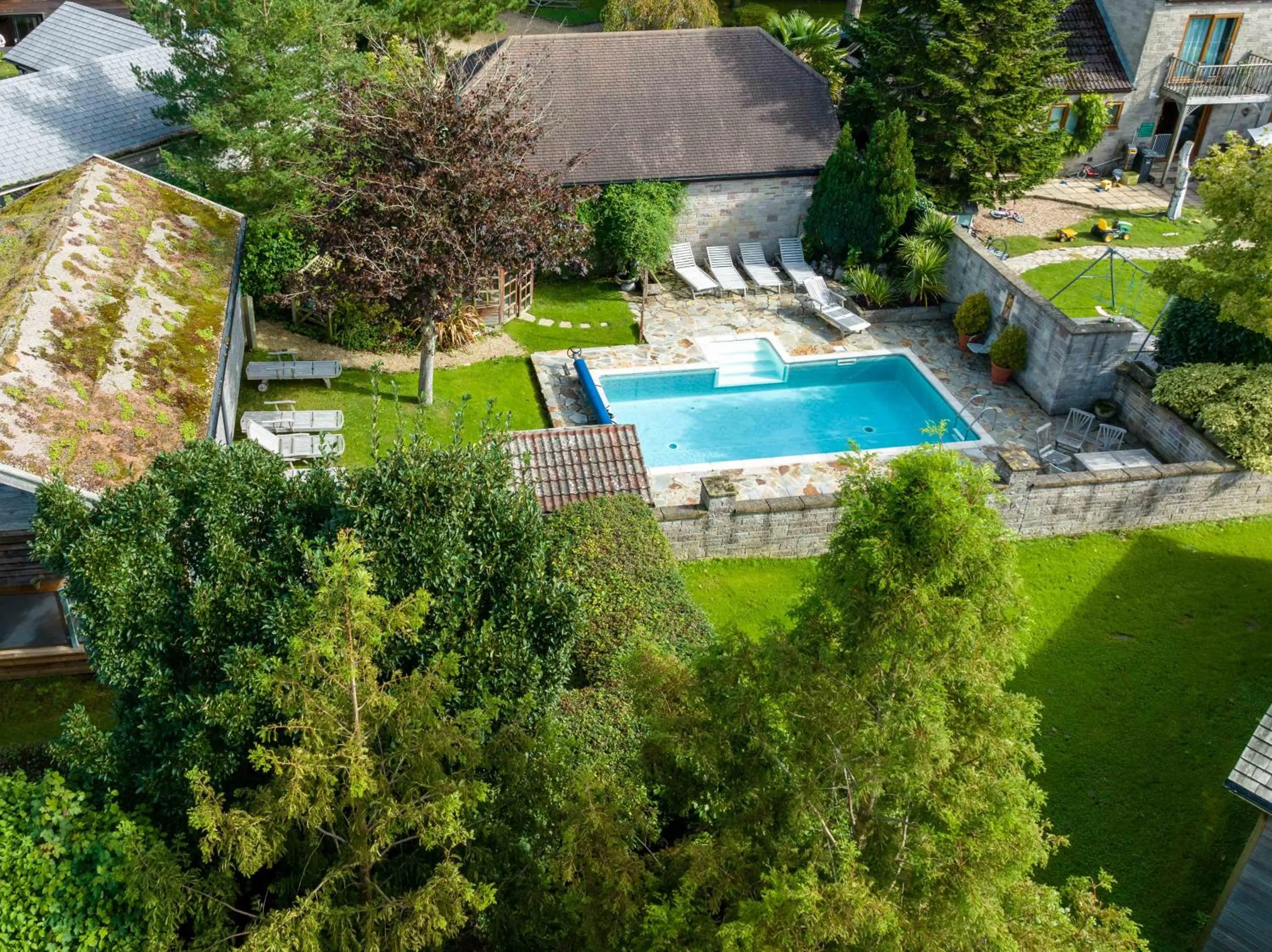Swimming pool in Tor Farm Lodge