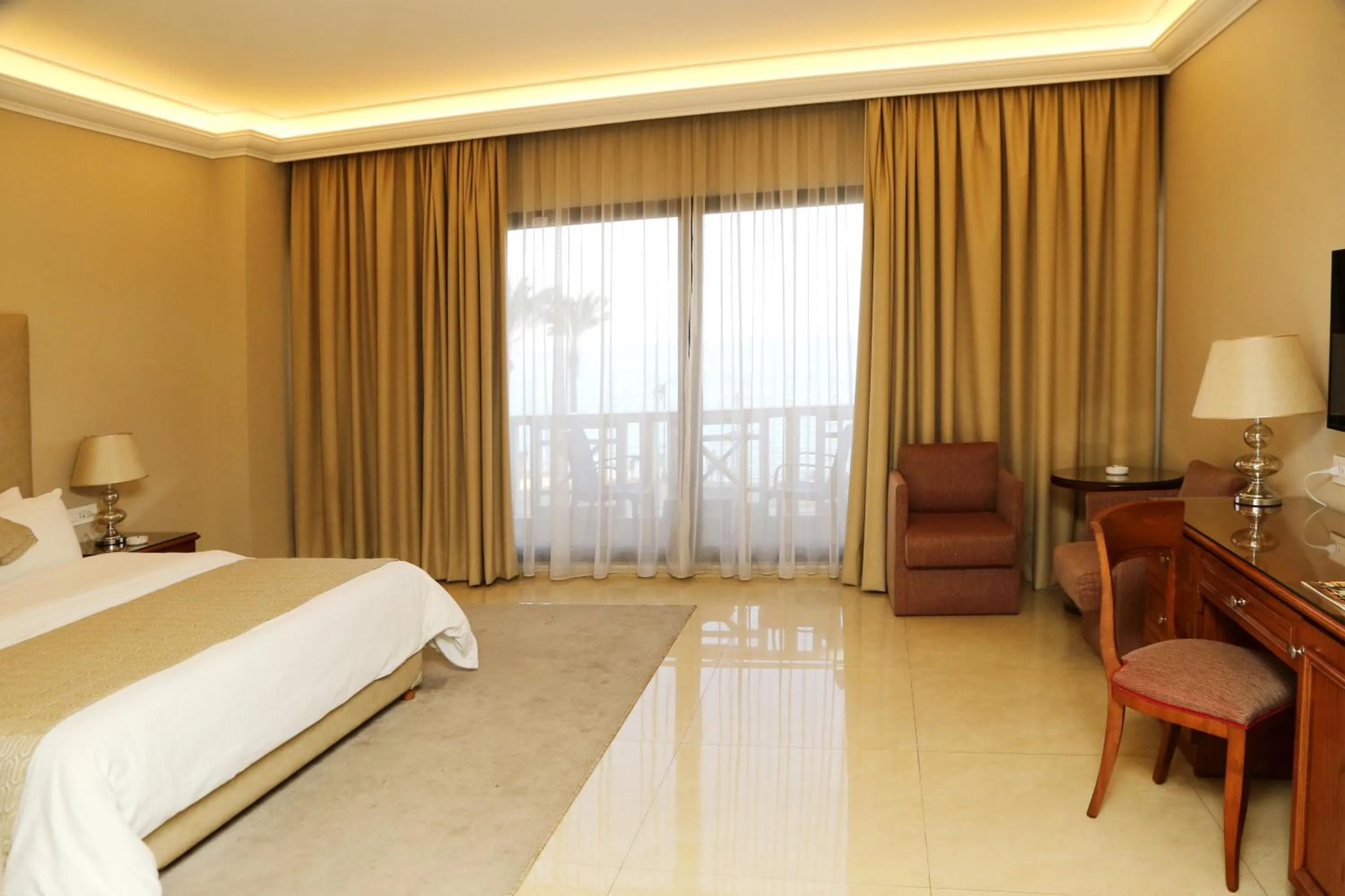 Bed in Bayview Hotel Beirut