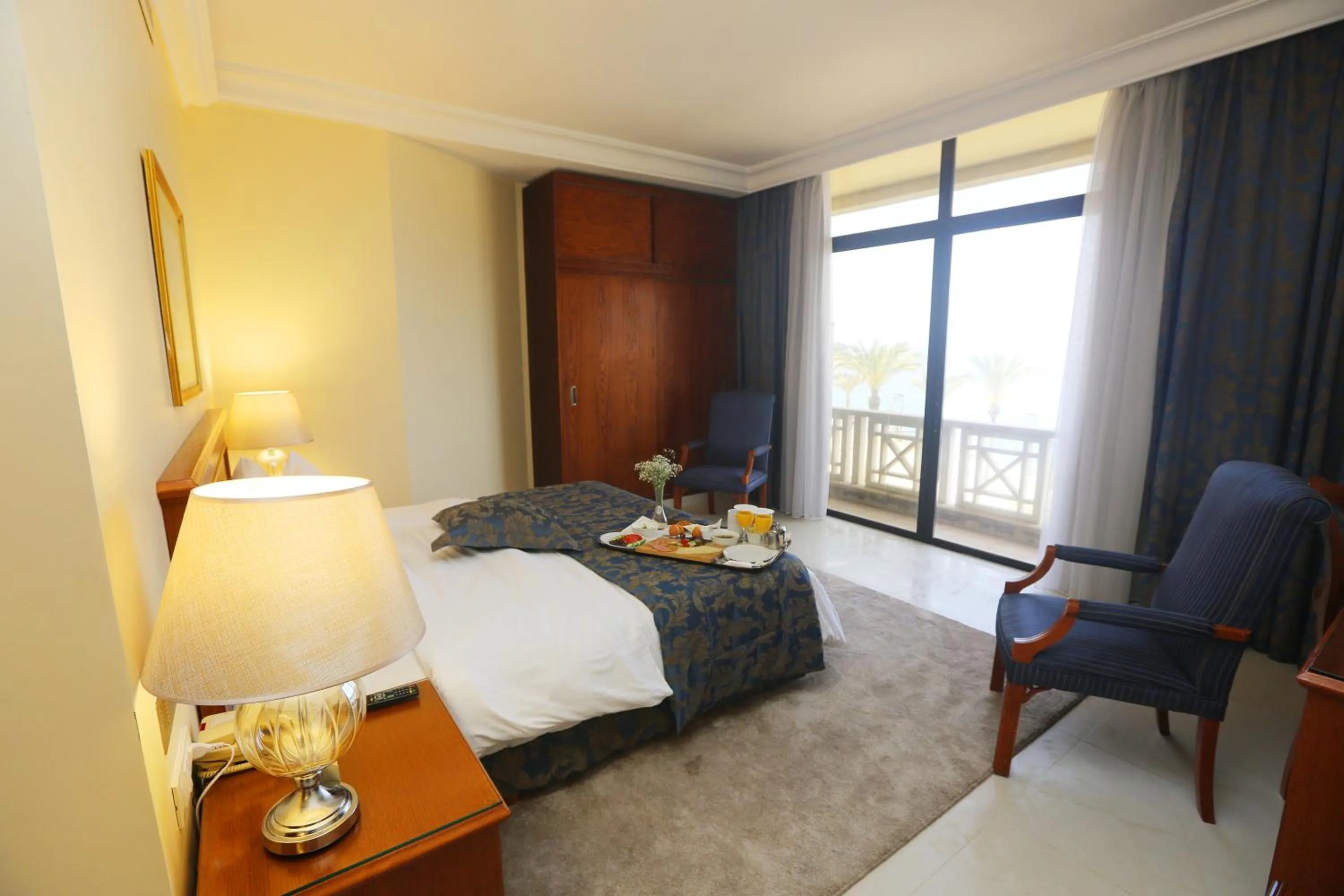 Bed in Bayview Hotel Beirut