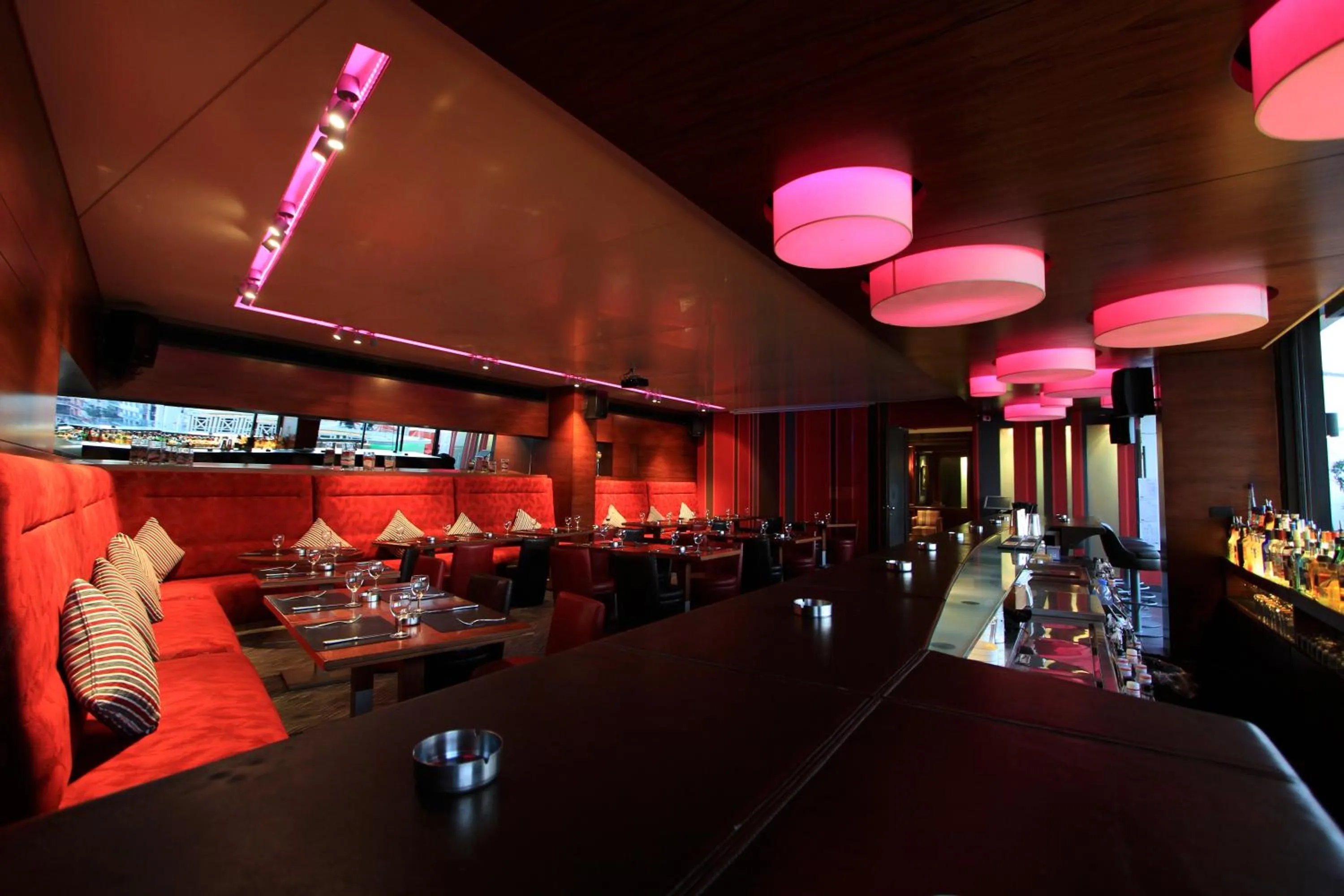 Restaurant/places to eat in Bayview Hotel Beirut