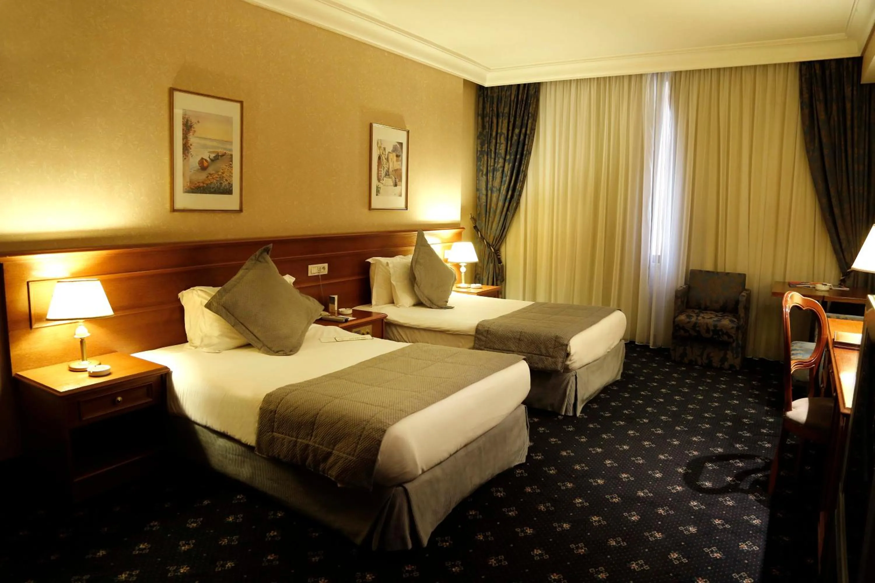 Bedroom, Bed in Bayview Hotel Beirut