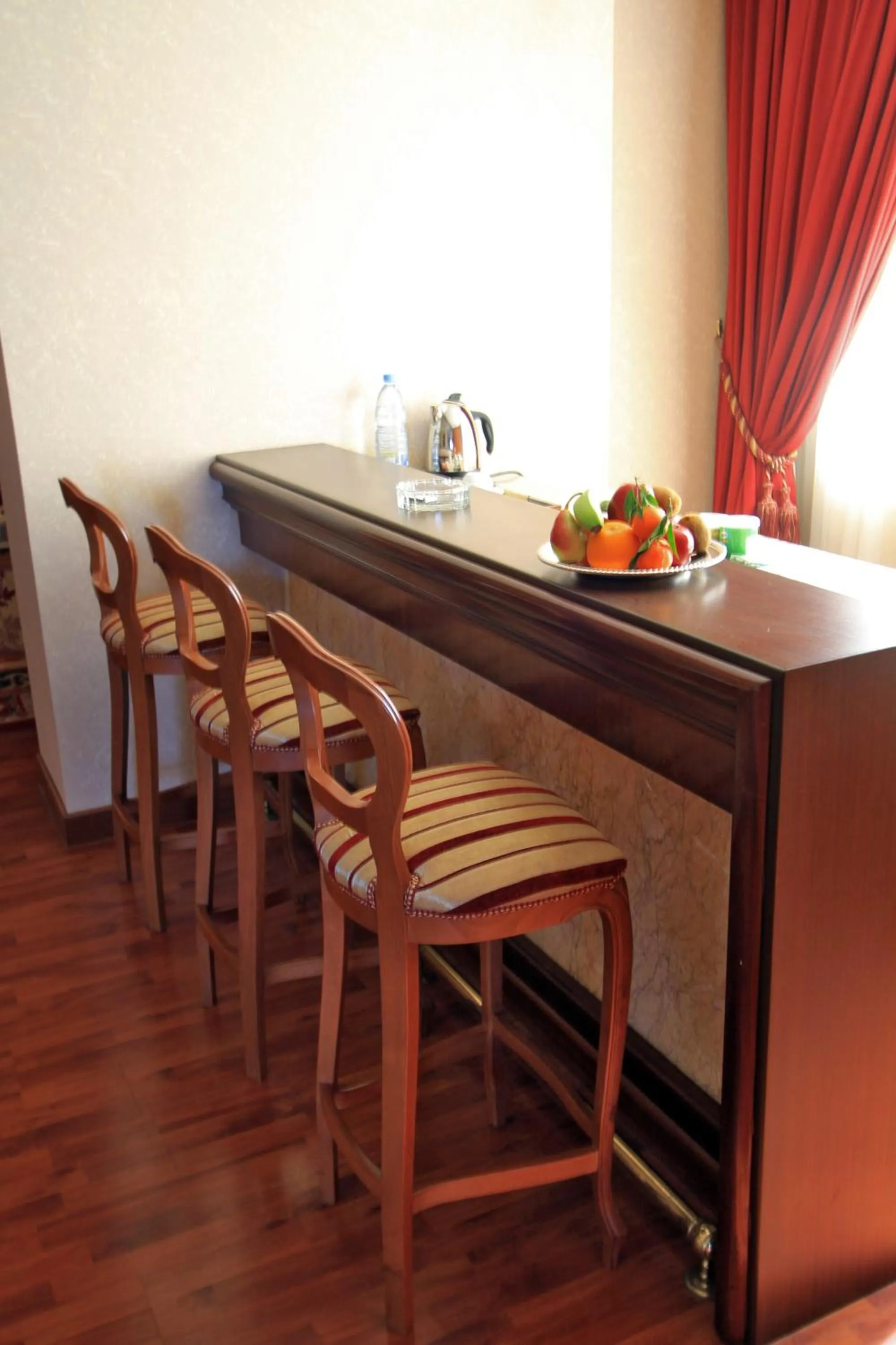 Food and drinks in Bayview Hotel Beirut