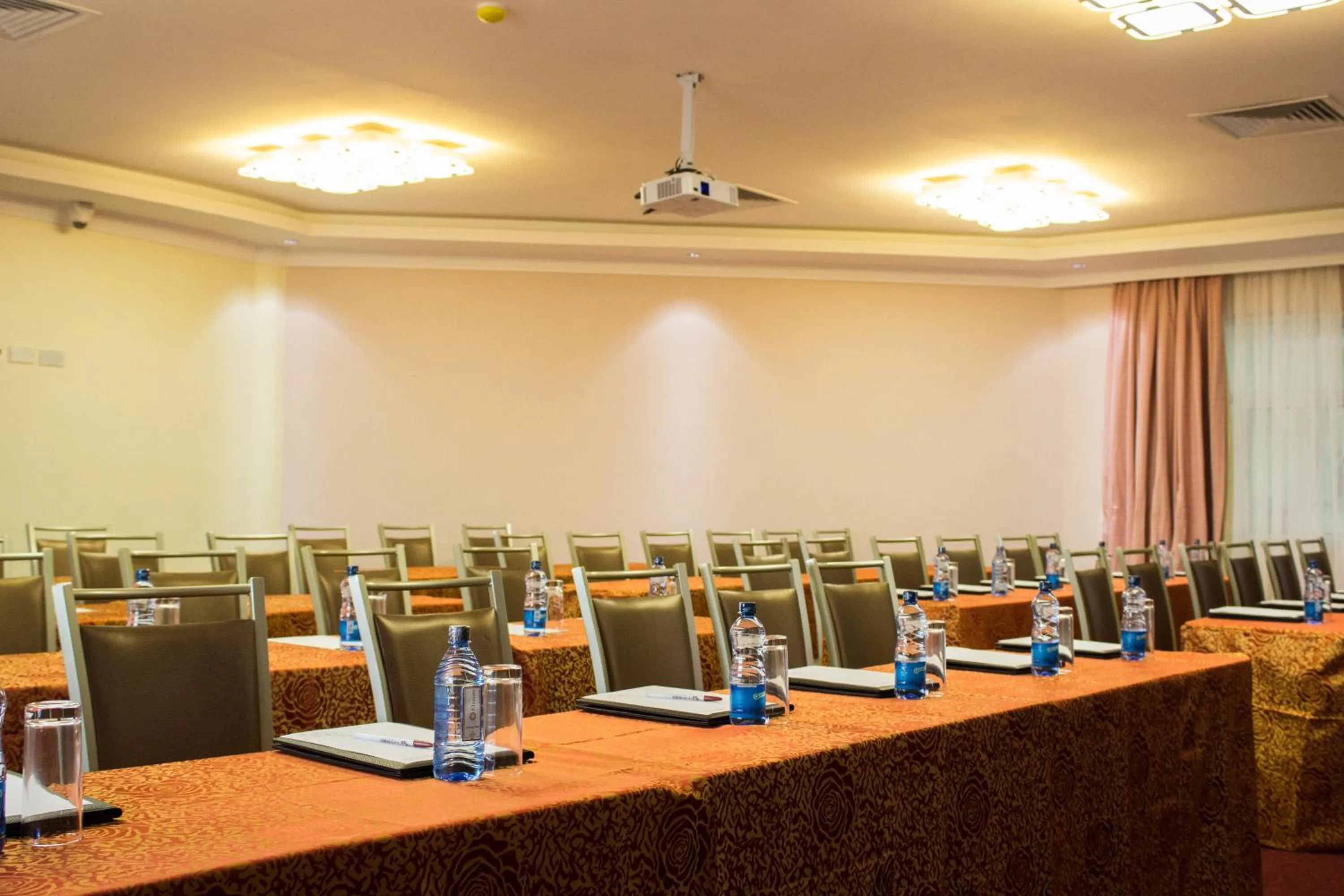 Business facilities in Elysian Resort