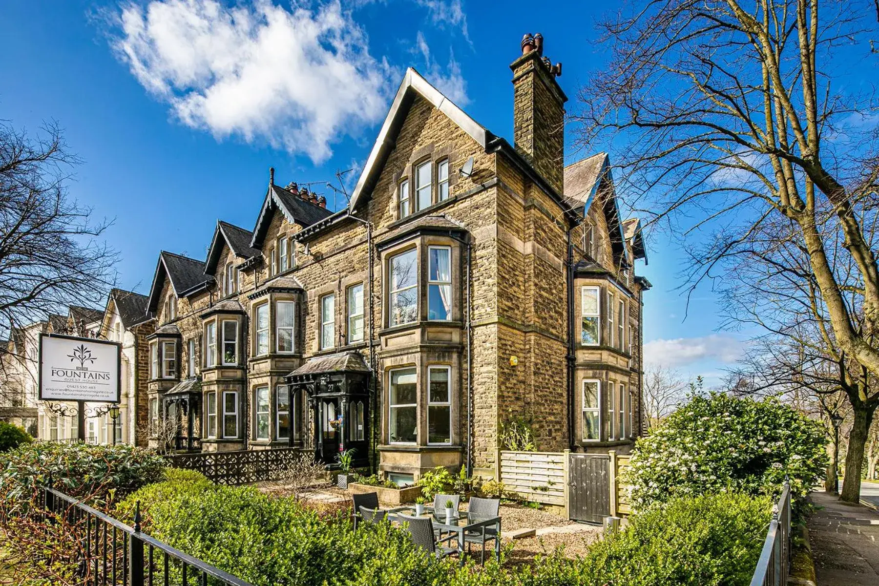 Fountains Guest House - Harrogate Stays with FREE PARKING Fountains Guest House - Harrogate Stays with FREE PARKING