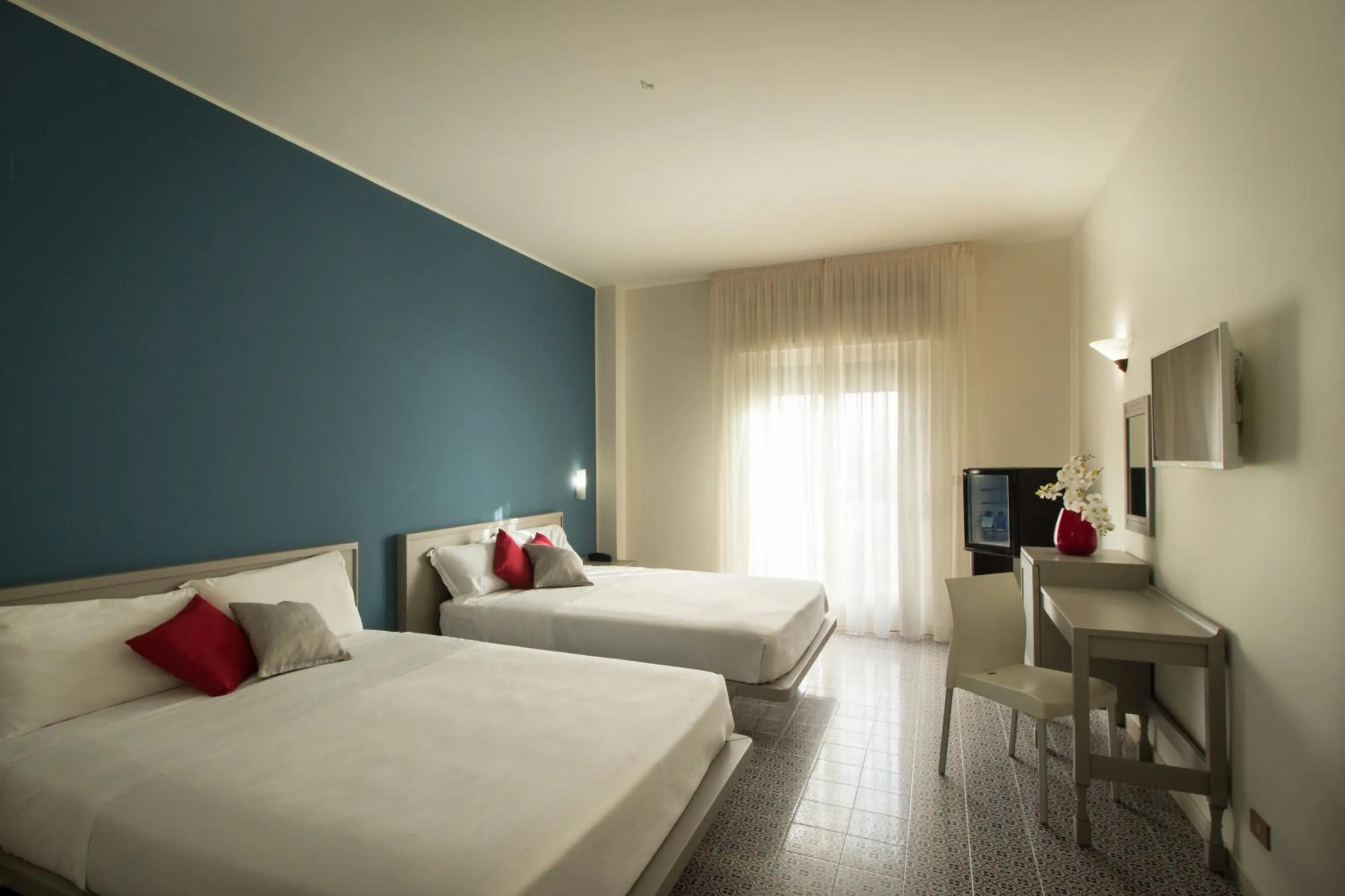 Bed in Saracen Sands Hotel & Congress Centre - Palermo