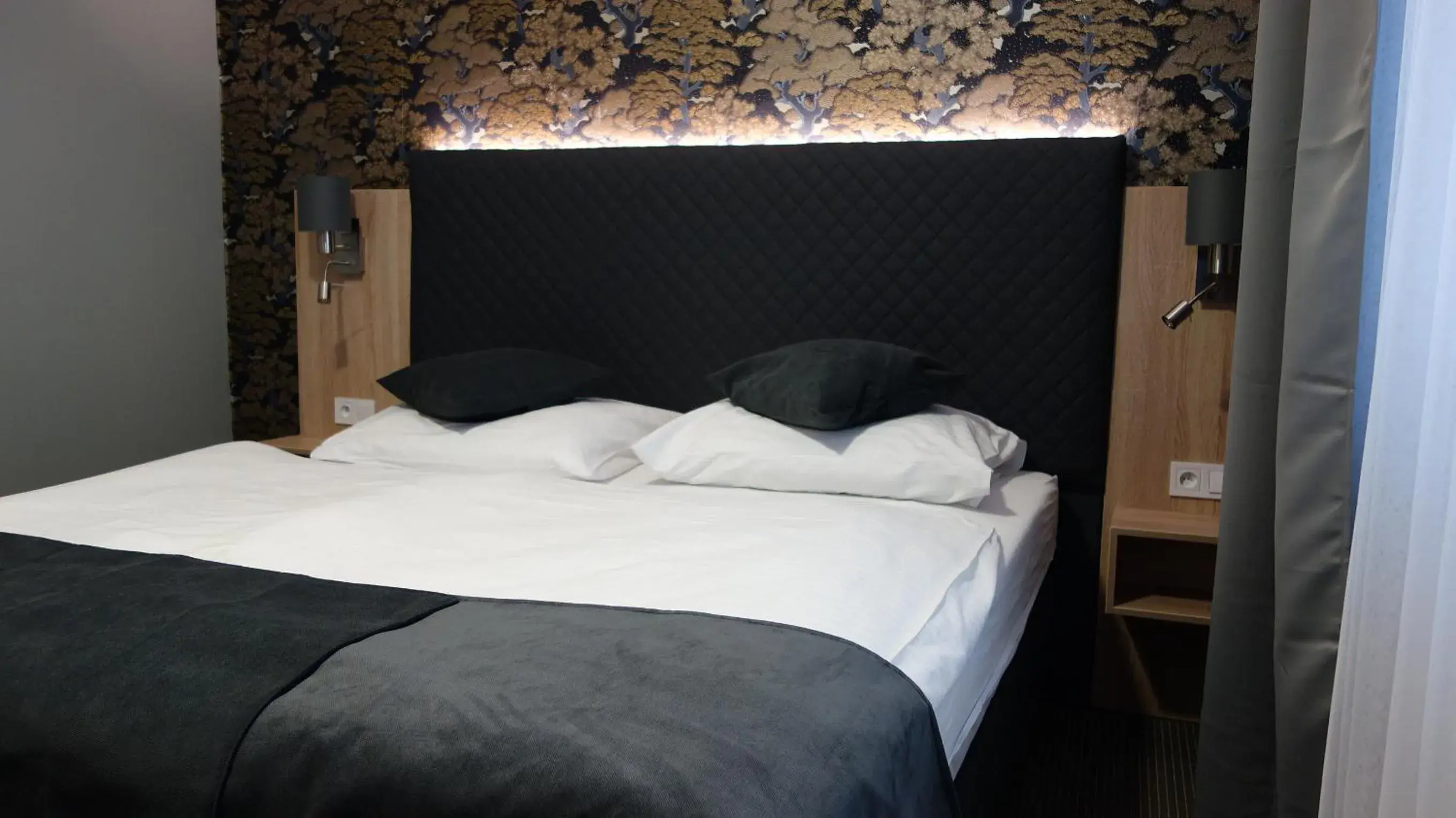 Bed in Pension Falconi Bed in Pension Falconi