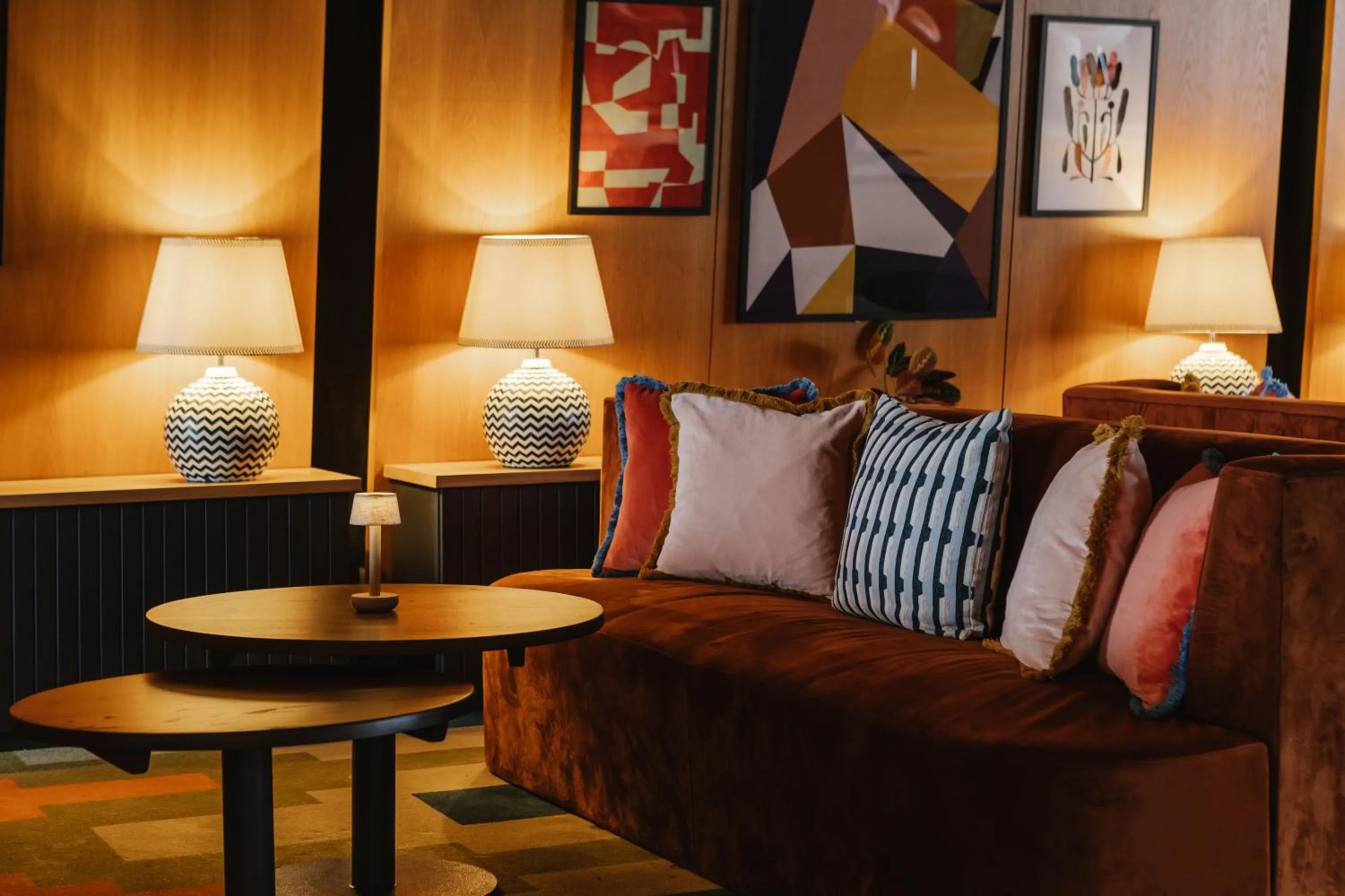 Seating area in Radisson Blu Hotel Belfast