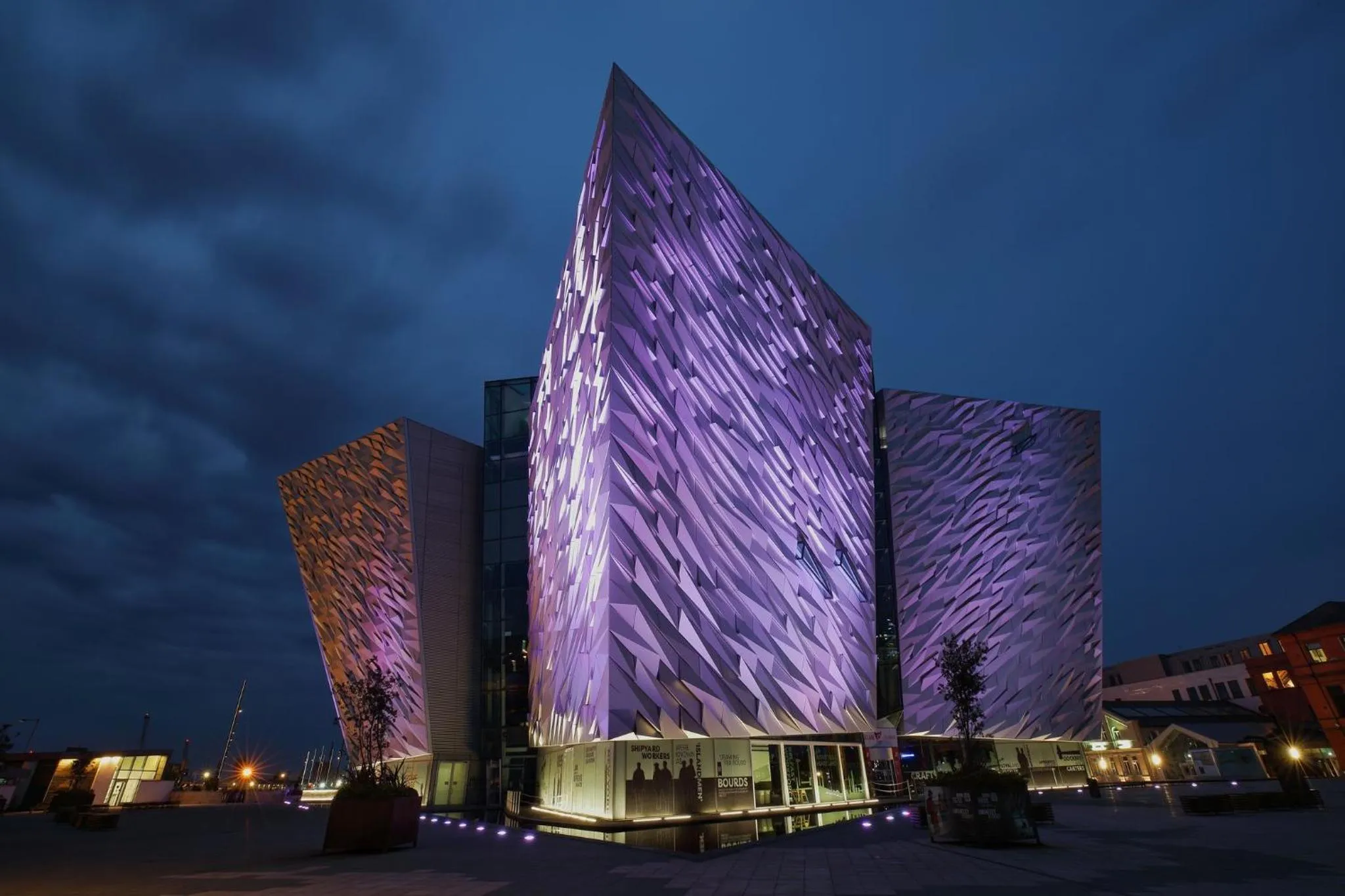 Nearby landmark in Radisson Blu Hotel Belfast