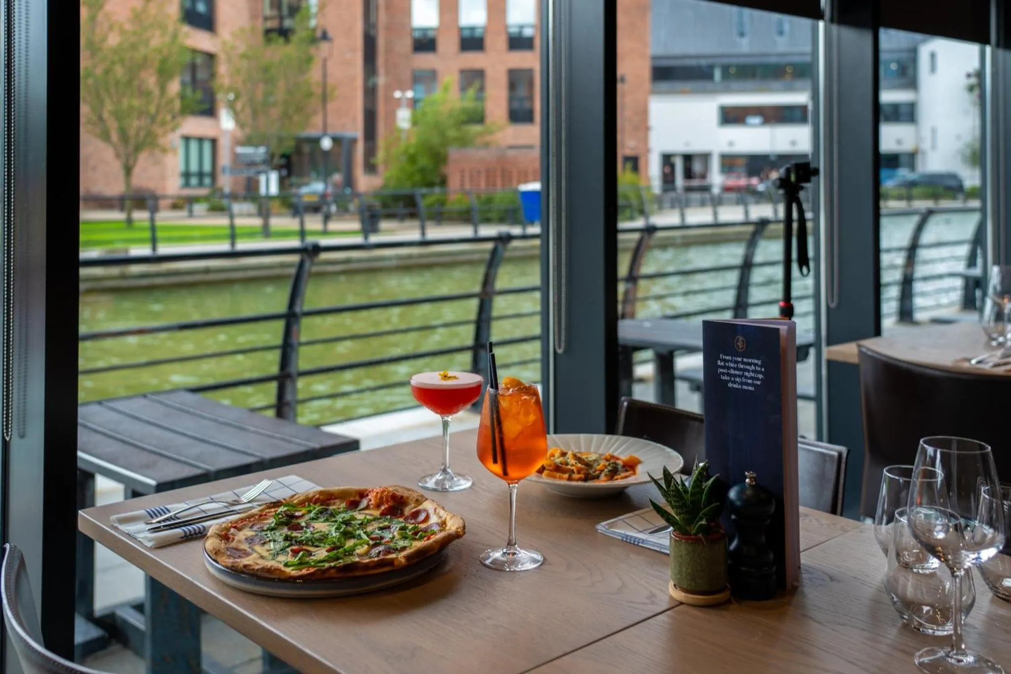 Restaurant/places to eat in Radisson Blu Hotel Belfast