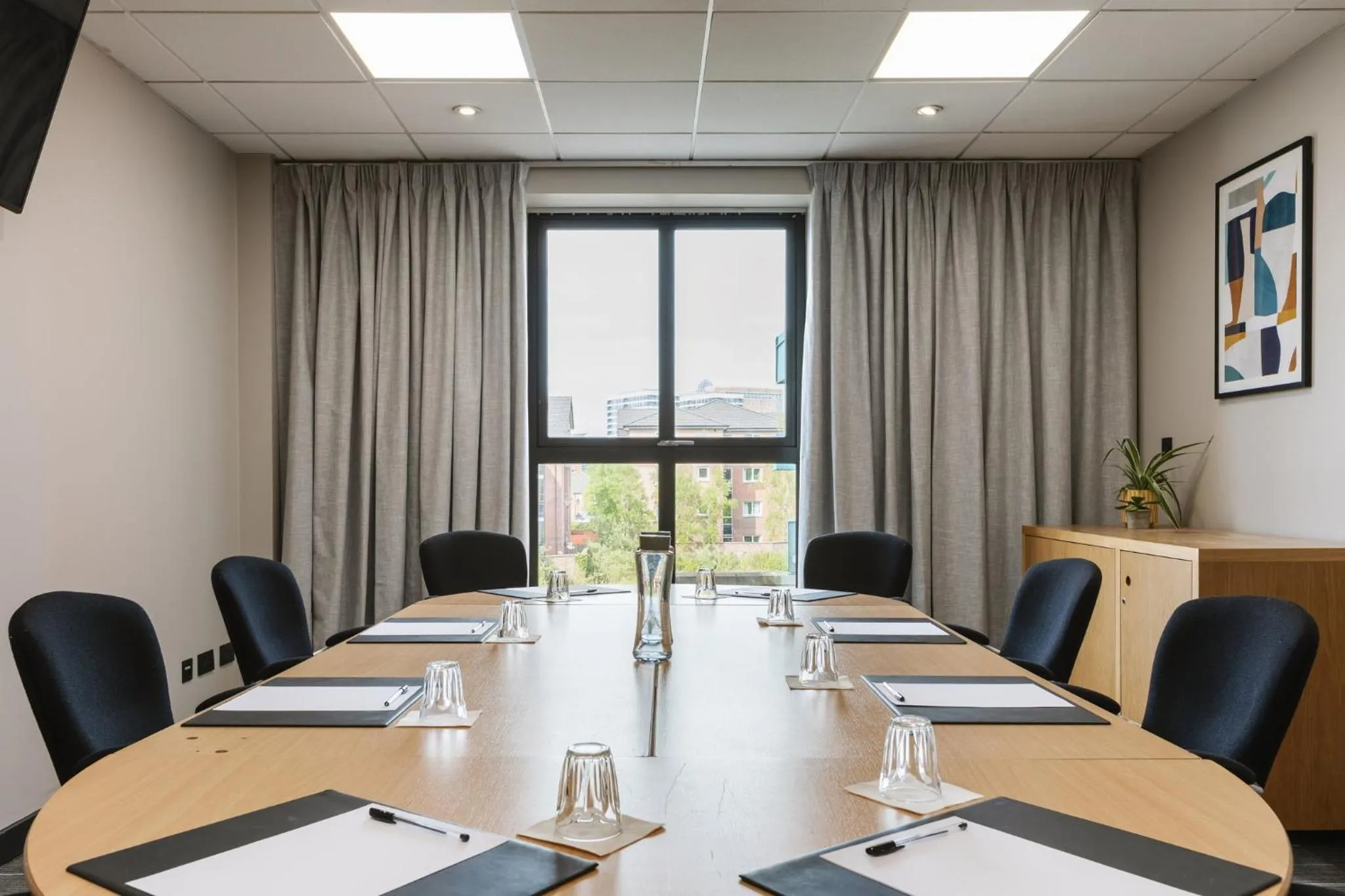 Meeting/conference room in Radisson Blu Hotel Belfast