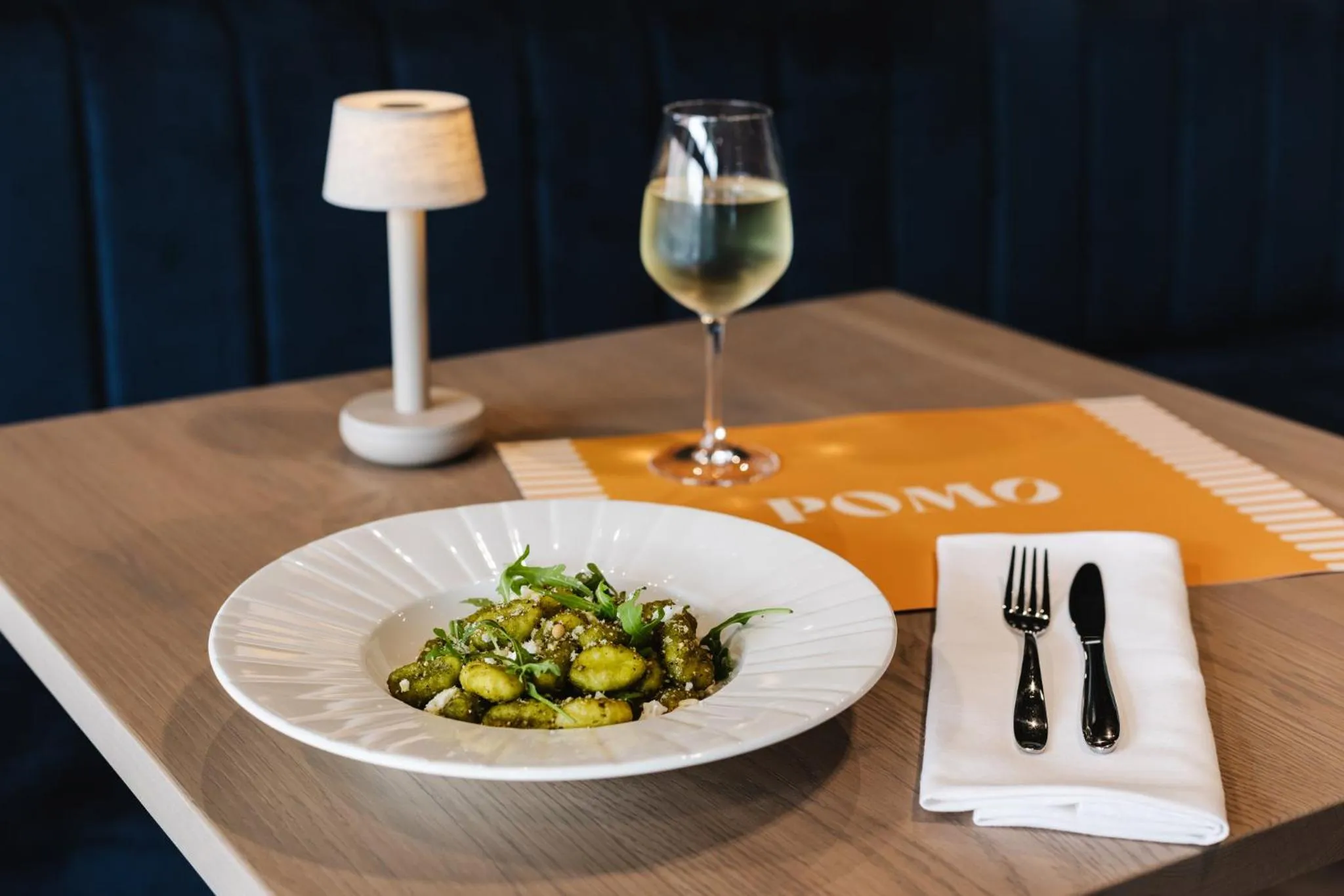 Restaurant/places to eat in Radisson Blu Hotel Belfast