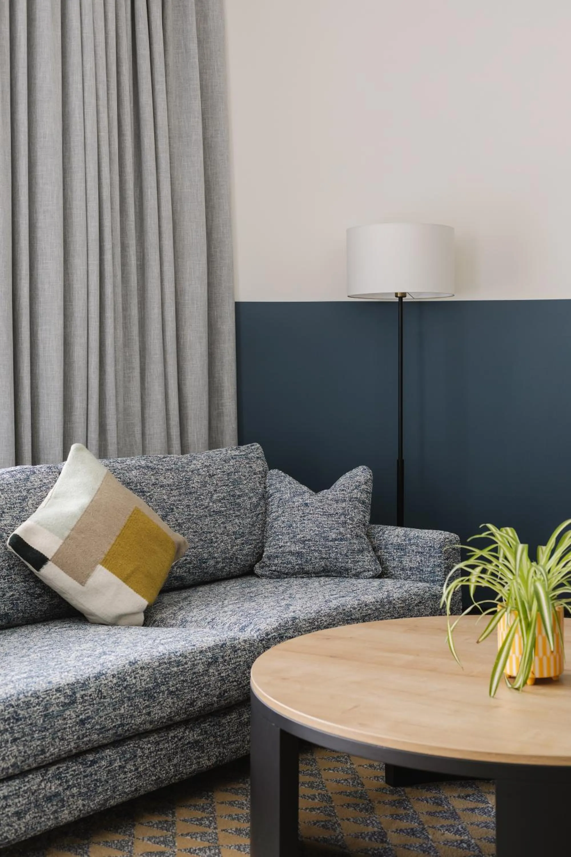 Seating area in Radisson Blu Hotel Belfast