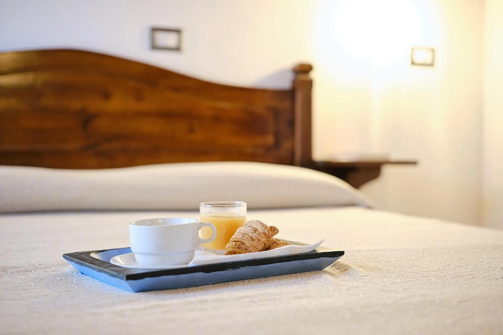 Bedroom, Bed in Albergo Della Posta