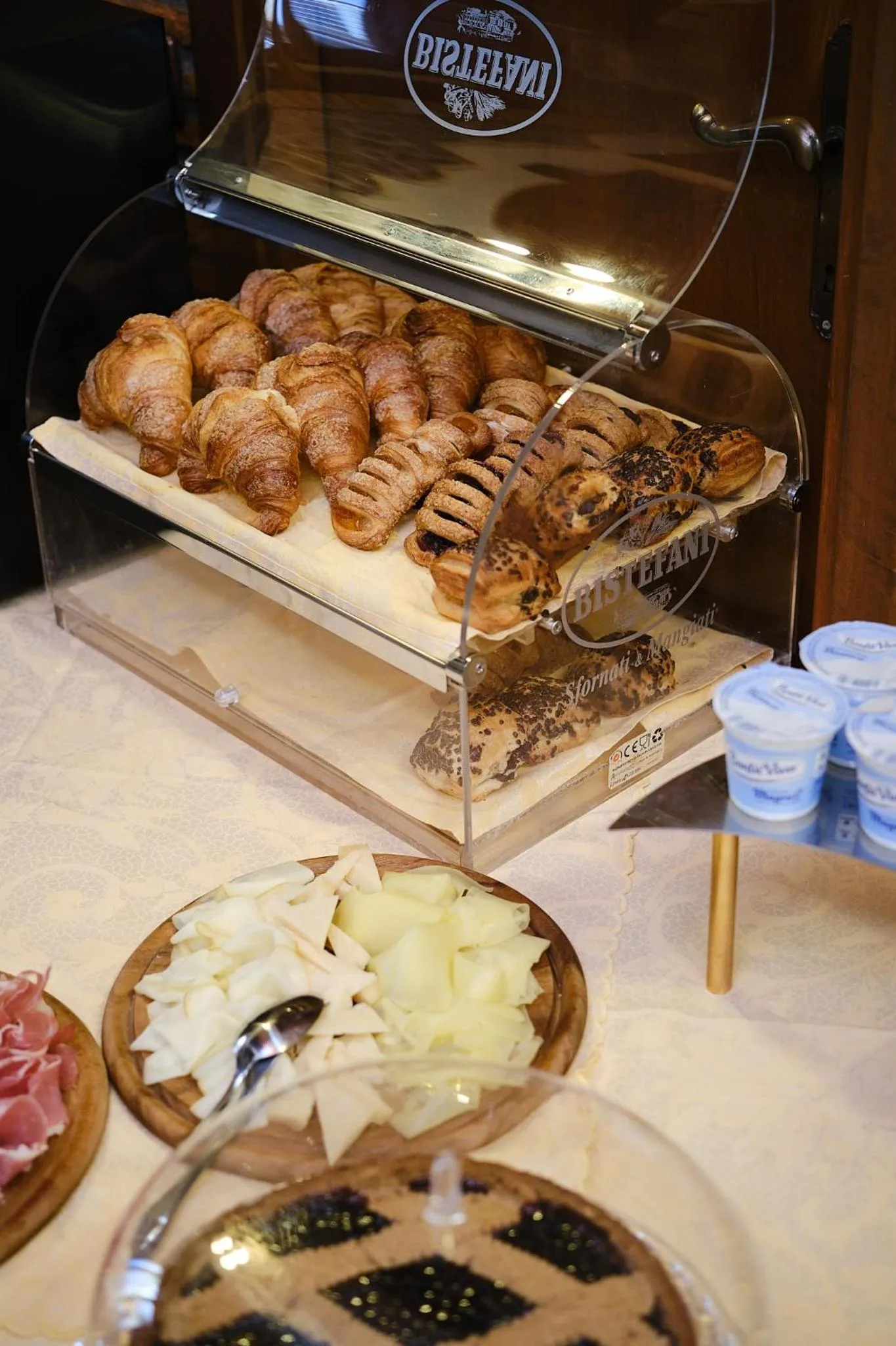 Food and drinks in Albergo Della Posta