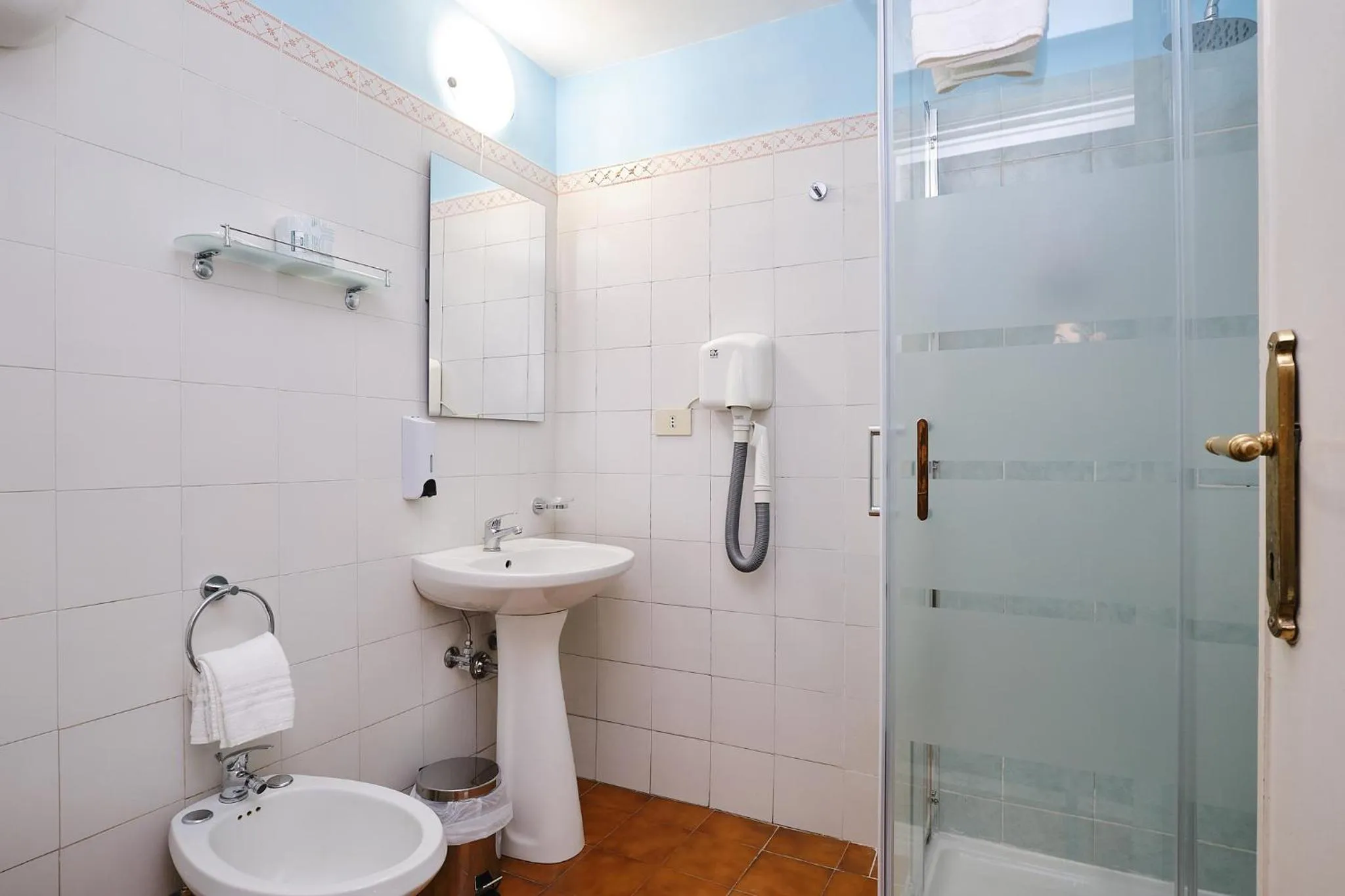 Shower in Albergo Della Posta