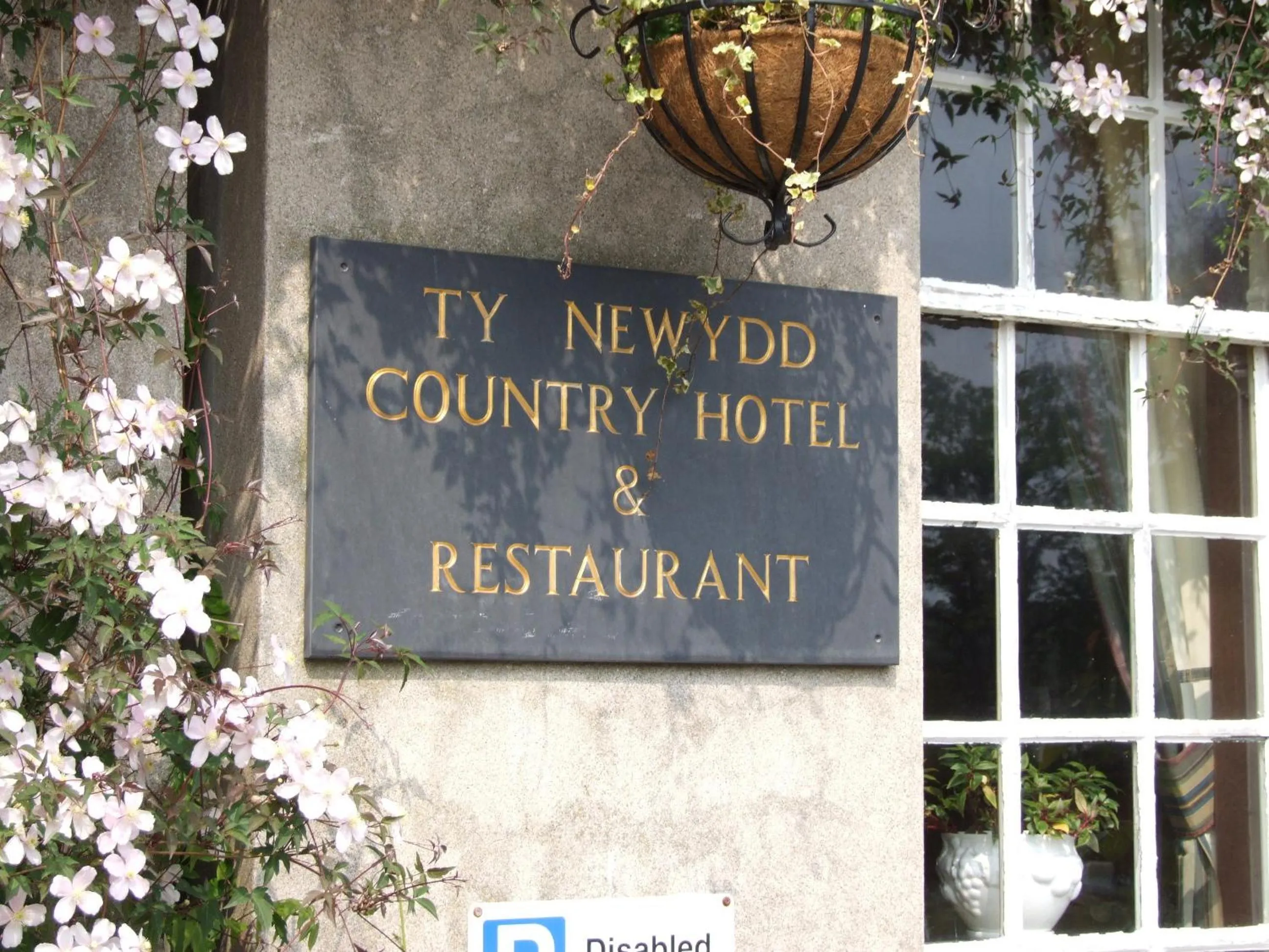 Day in Ty Newydd Country Hotel