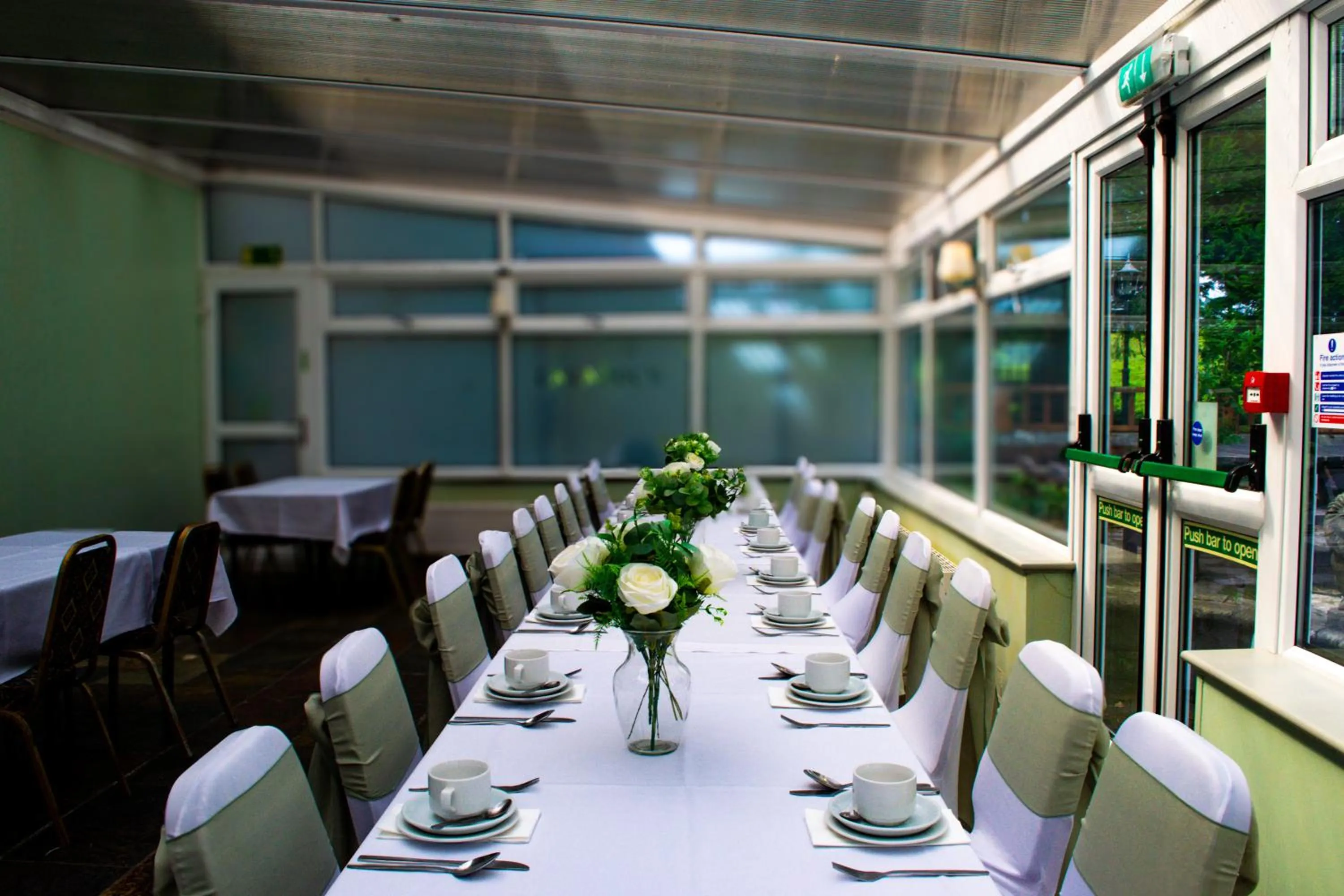 Ty Newydd Country Hotel