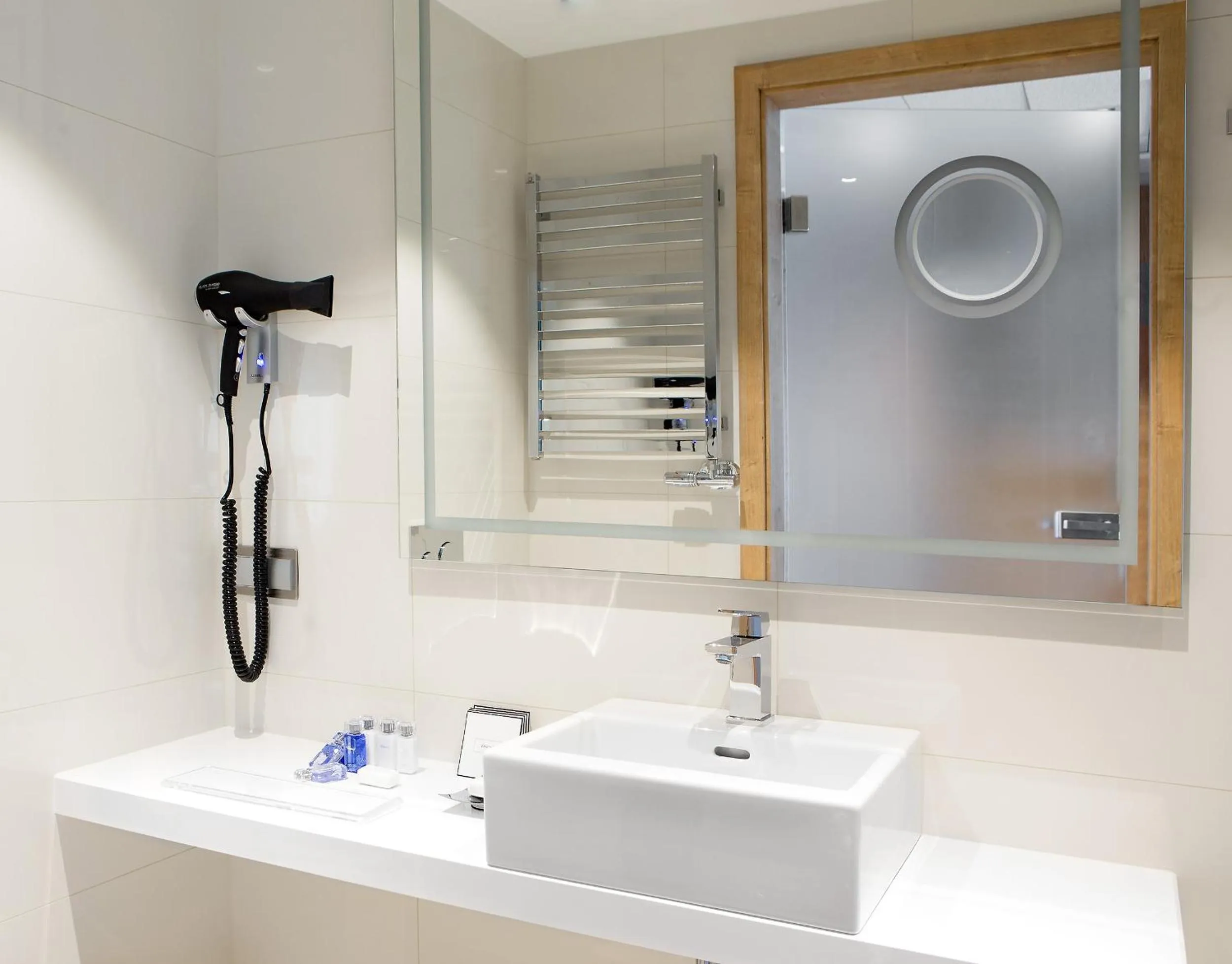 Bathroom in Hotel HARNAŚ dla dorosłych z widokiem na Tatry - Adults only