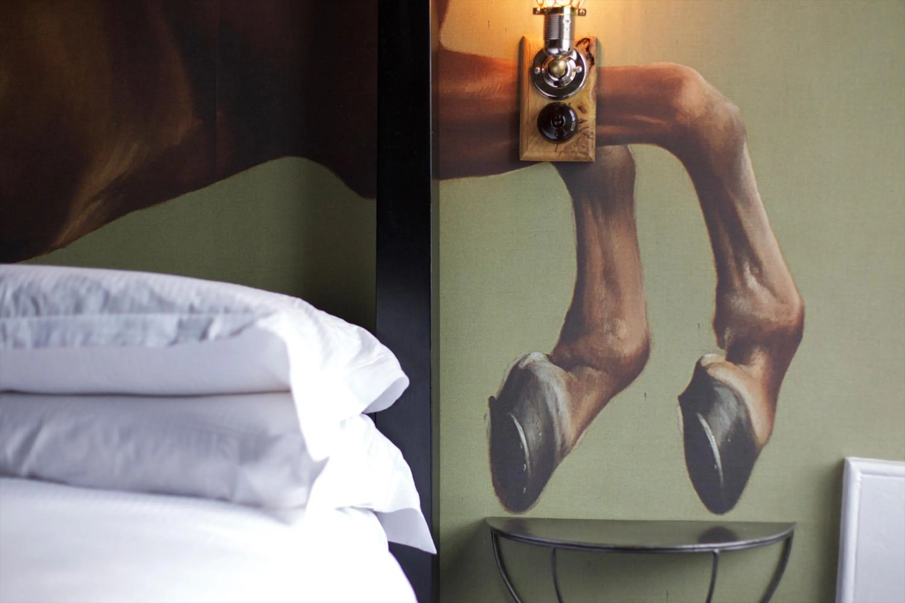 Decorative detail, Bed in The Kings Arms