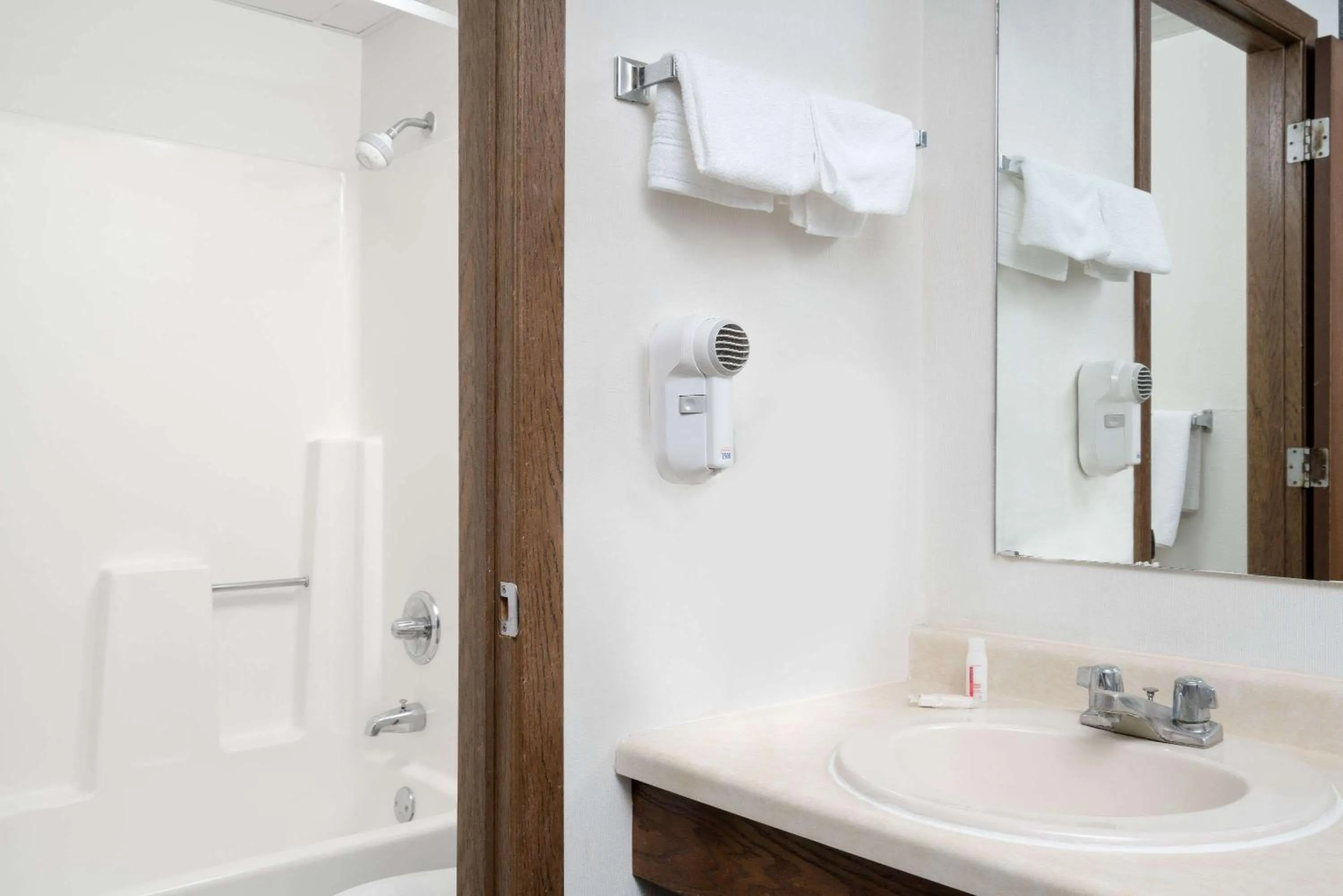 Bathroom in Days Inn by Wyndham St Cloud