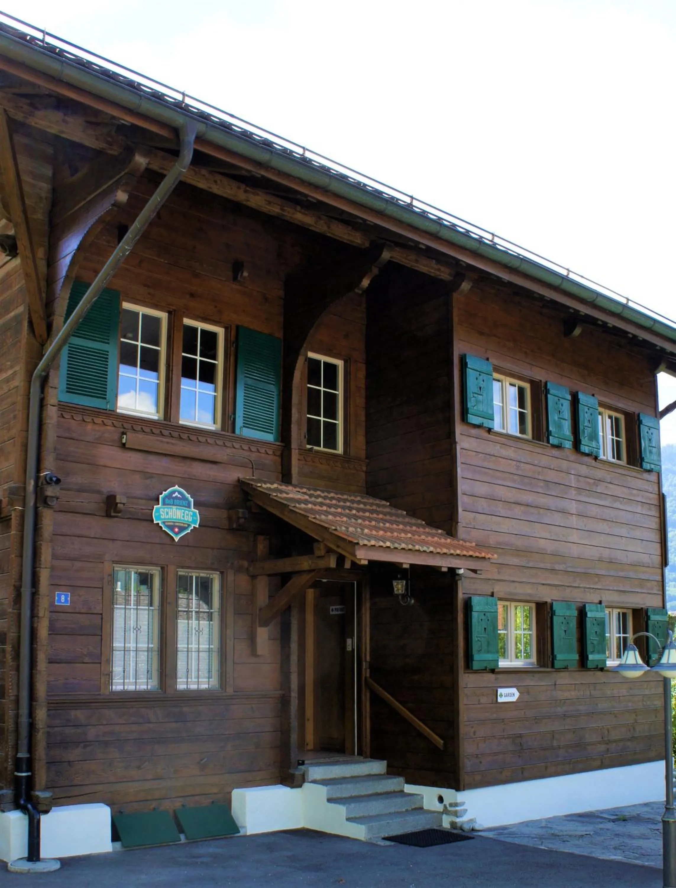 Facade/entrance in B & B Brienz