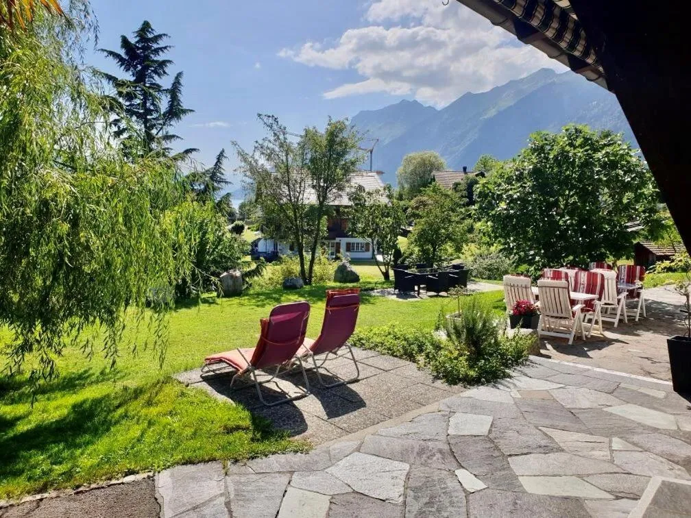 Garden in B & B Brienz