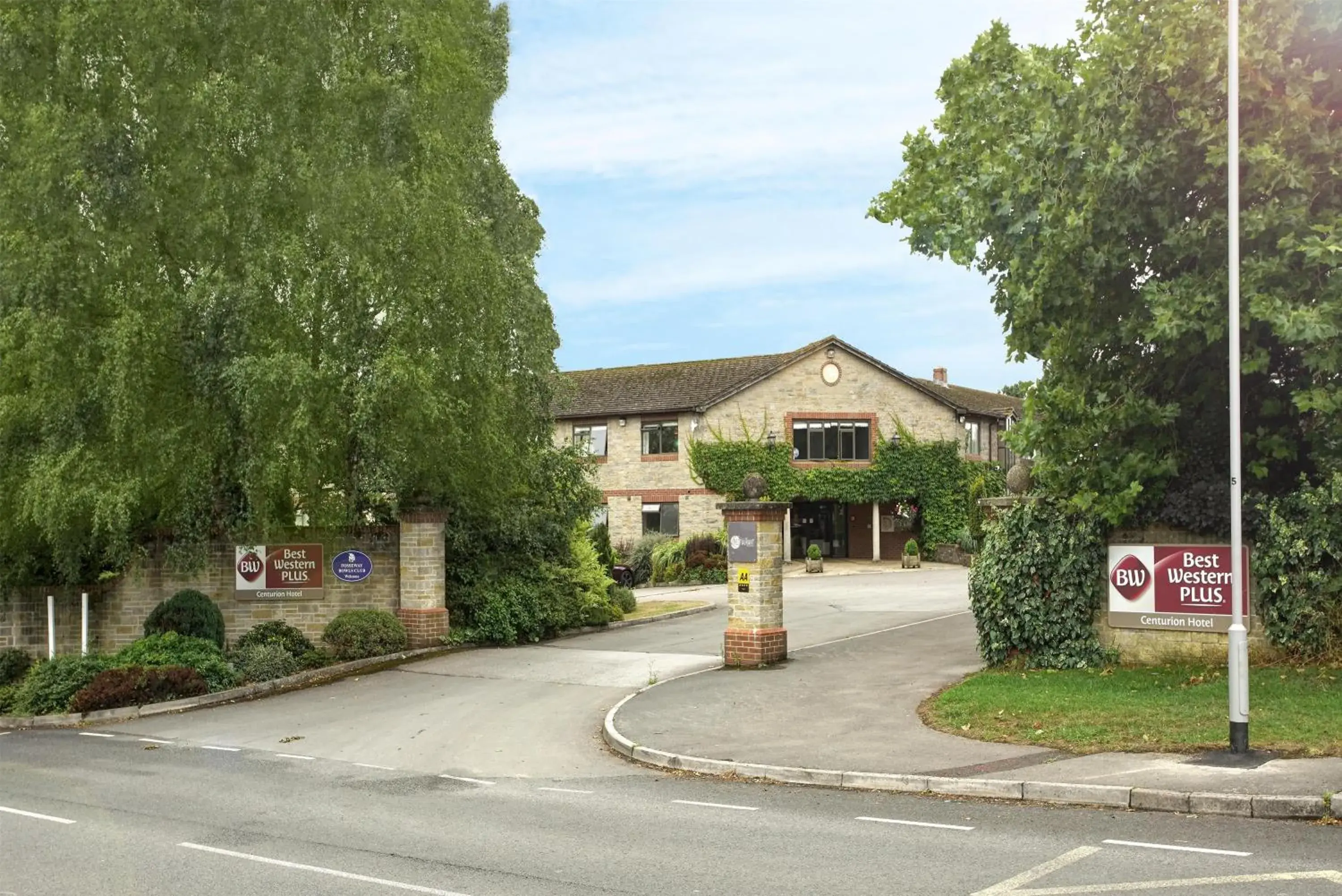 Property building in Best Western Plus Centurion Hotel Property building in Best Western Plus Centurion Hotel