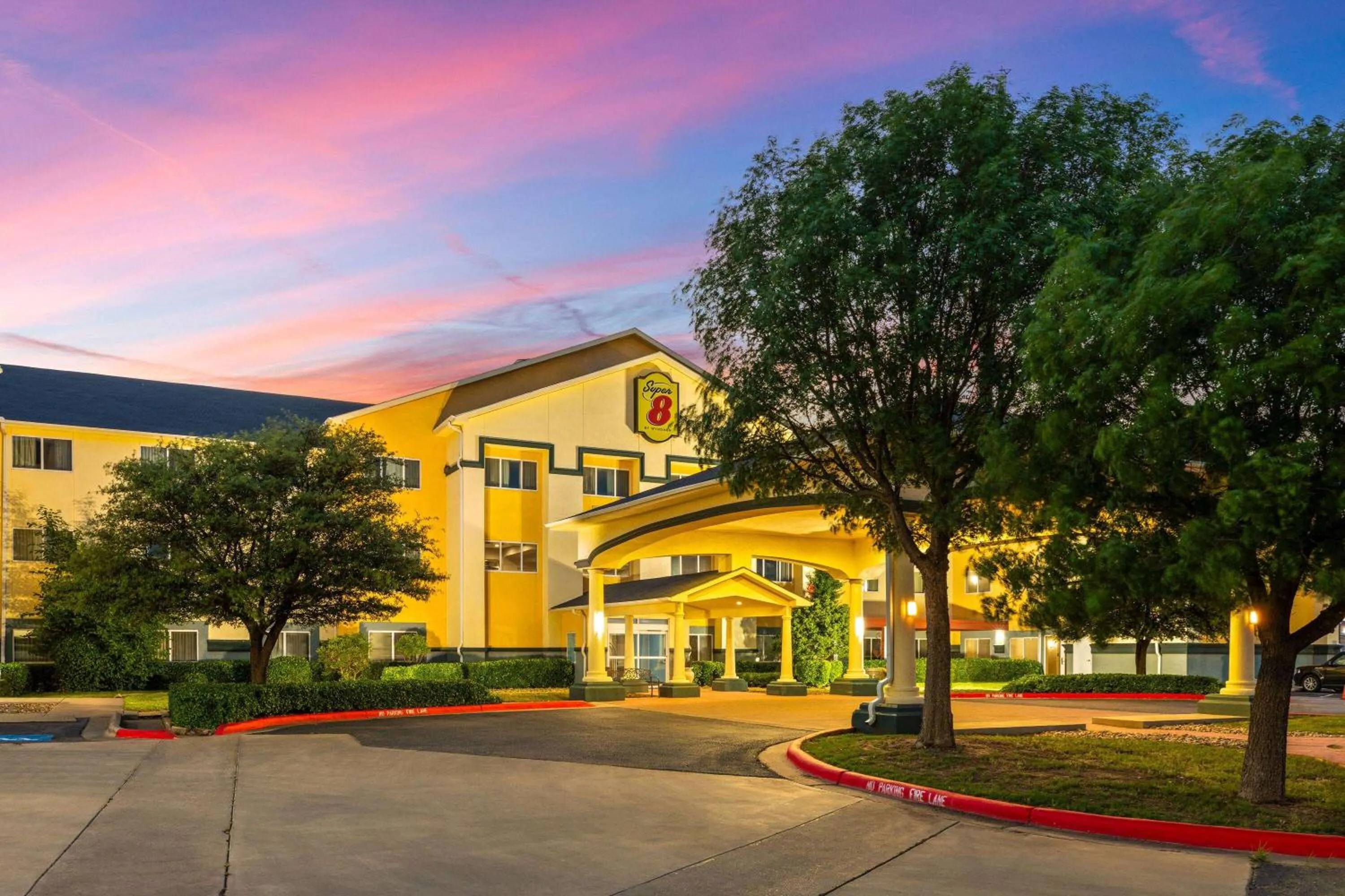 Property building in Super 8 by Wyndham Lubbock West