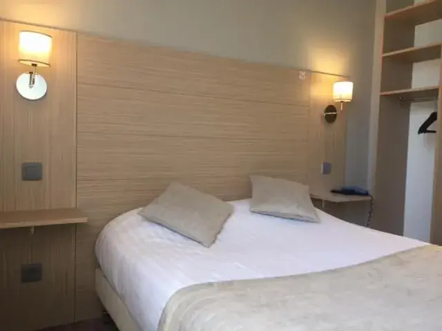 Bed in Hôtel Garabel