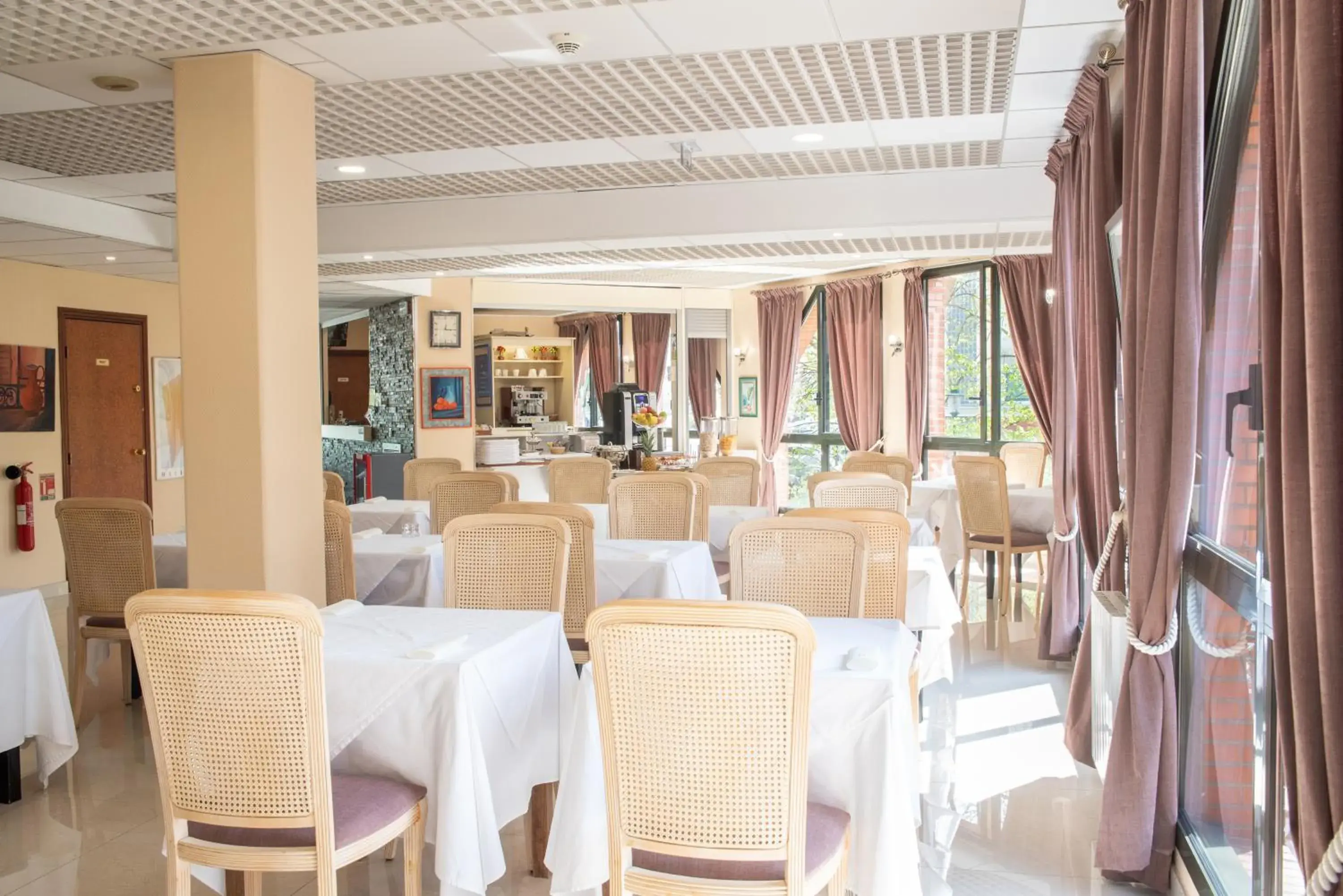 Restaurant/Places to Eat in Hôtel Garabel