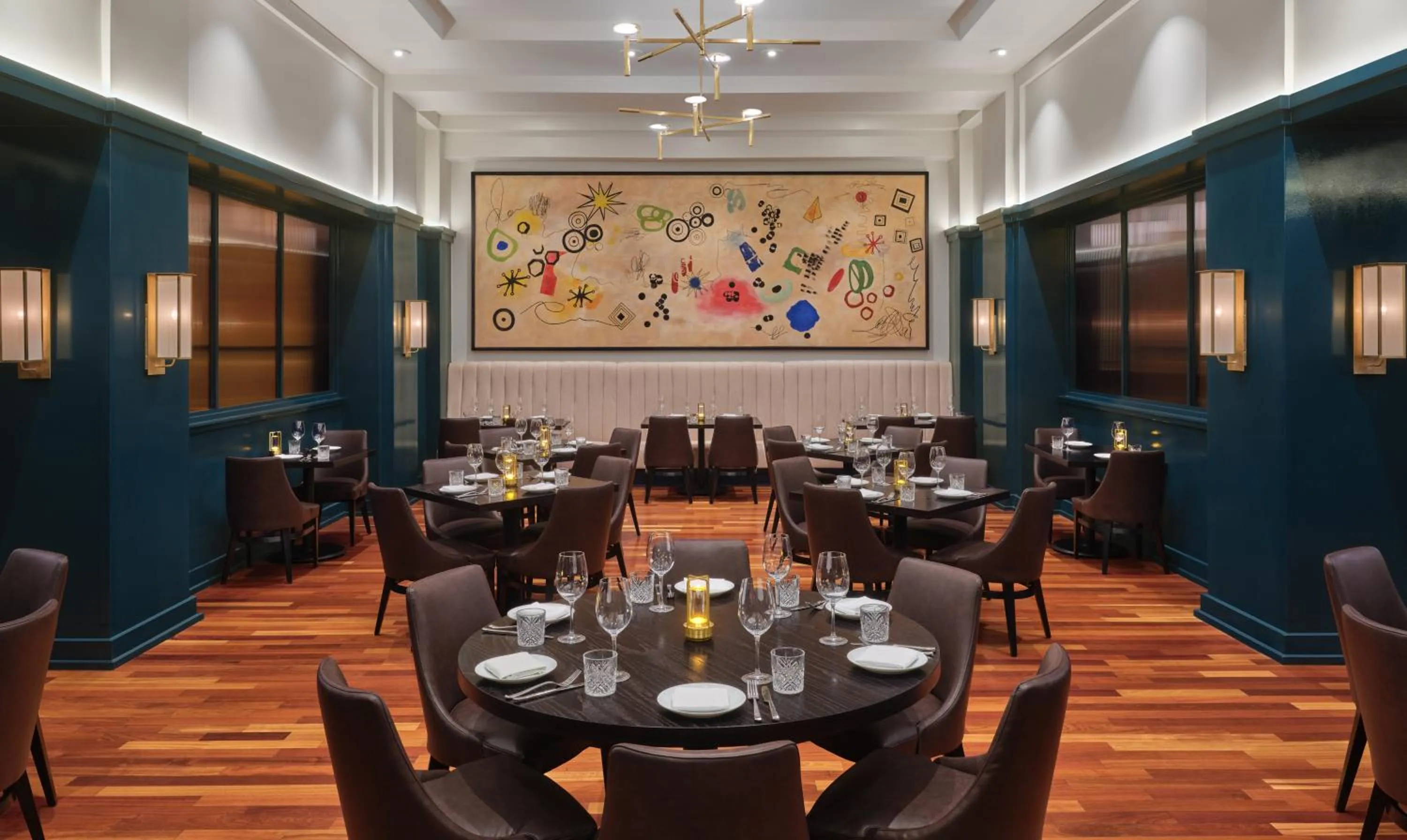 Restaurant/places to eat in Walt Disney World Swan