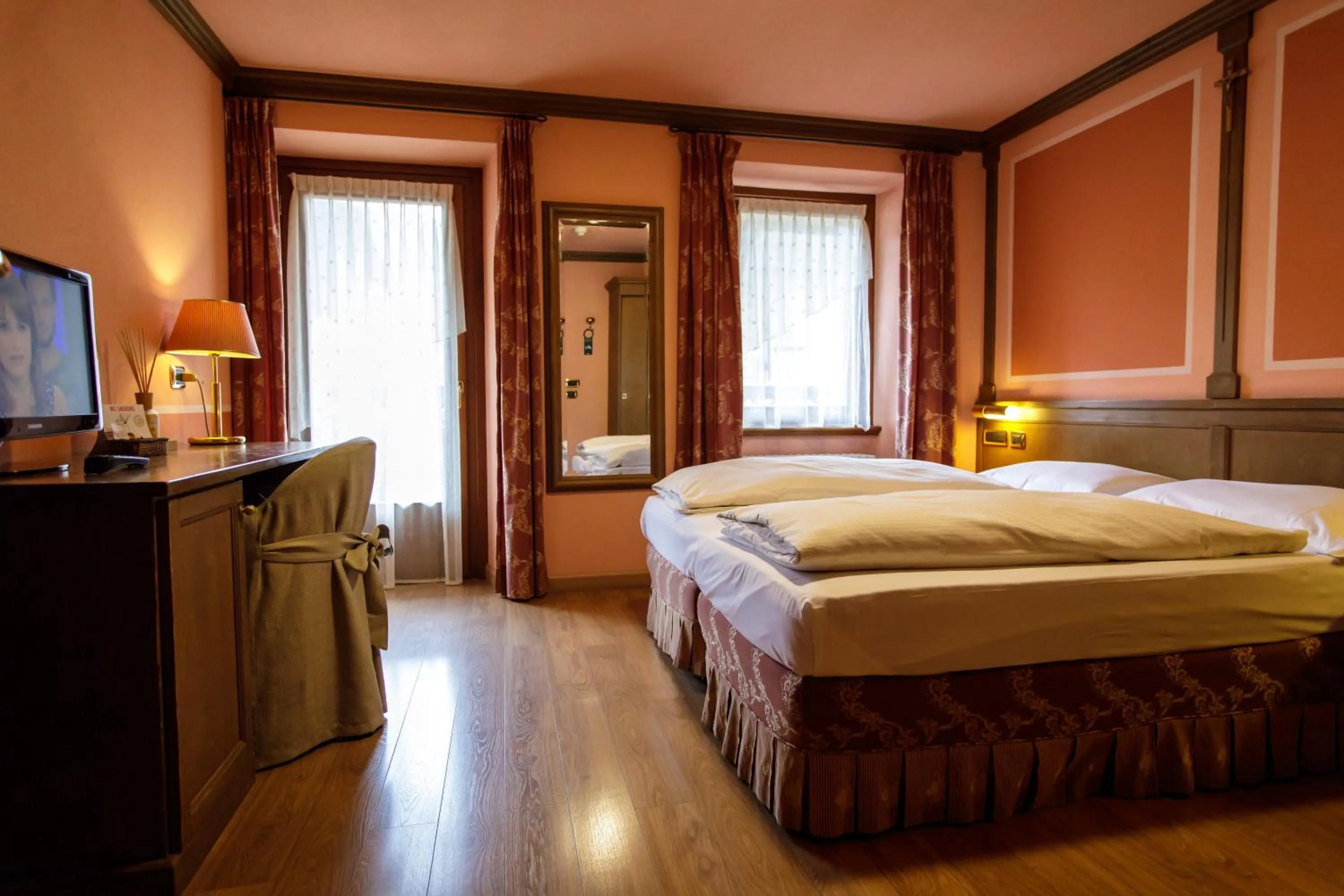 Photo of the whole room, Bed in Hotel Compagnoni
