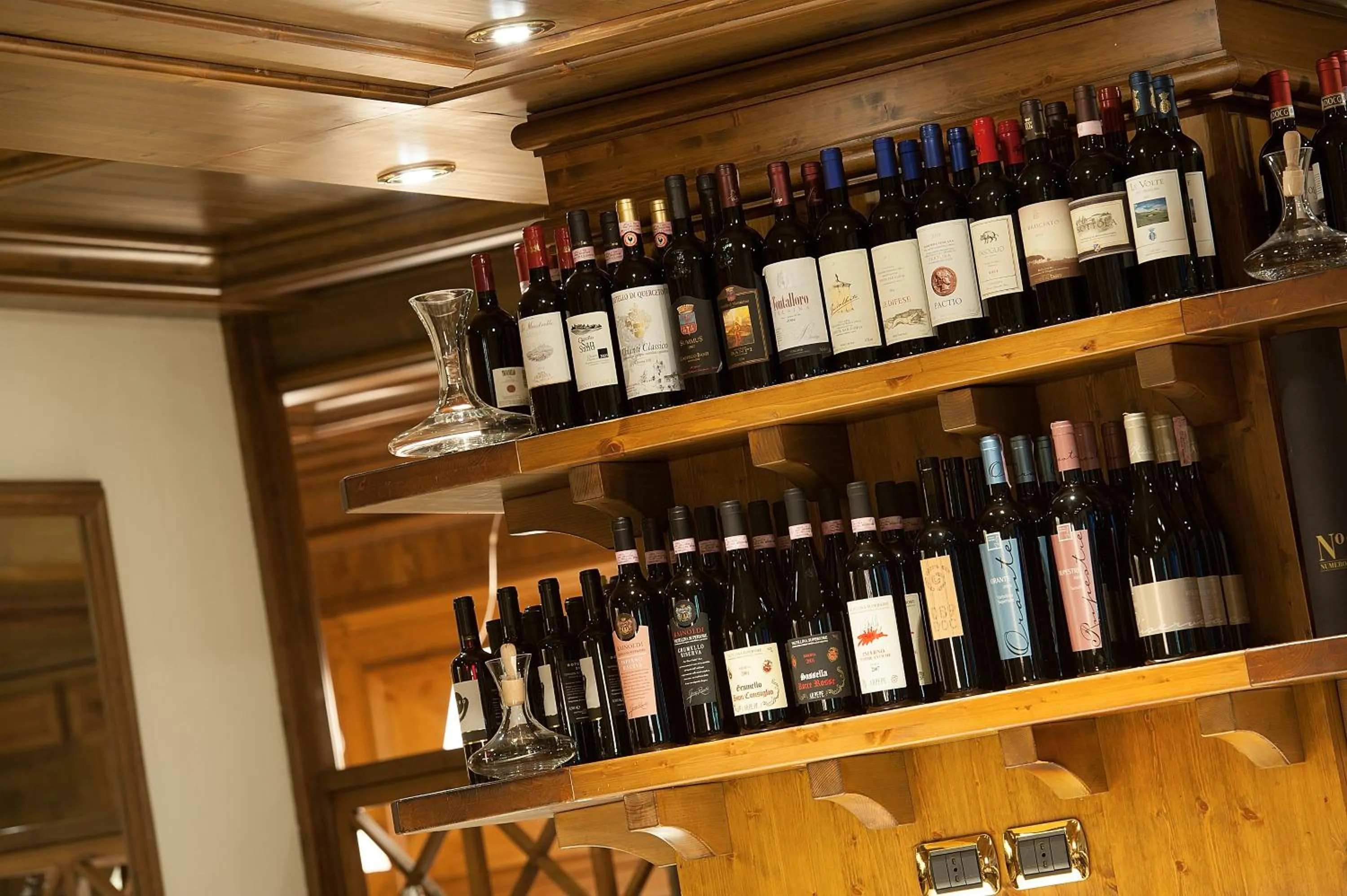 Restaurant/places to eat in Hotel Compagnoni