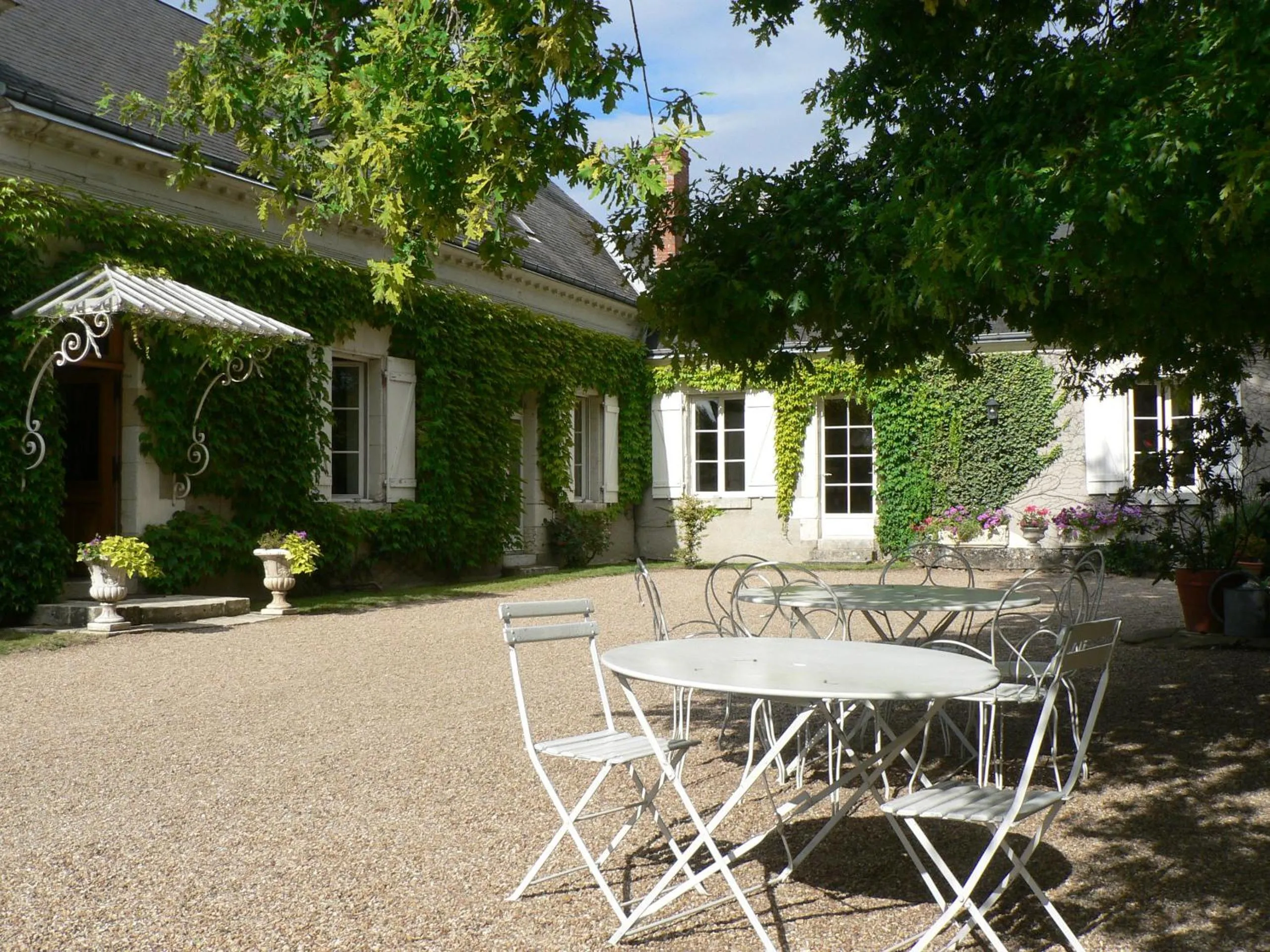 Garden view in Le Clos de la Chesneraie