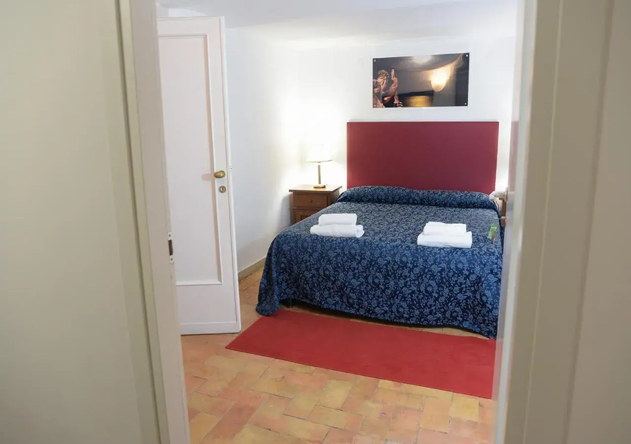 Superior Double Room in Farnese 48 Superior Double Room in Farnese 48