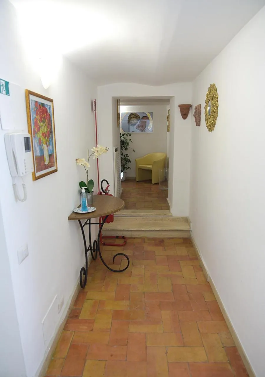 Lobby or reception in Farnese 48