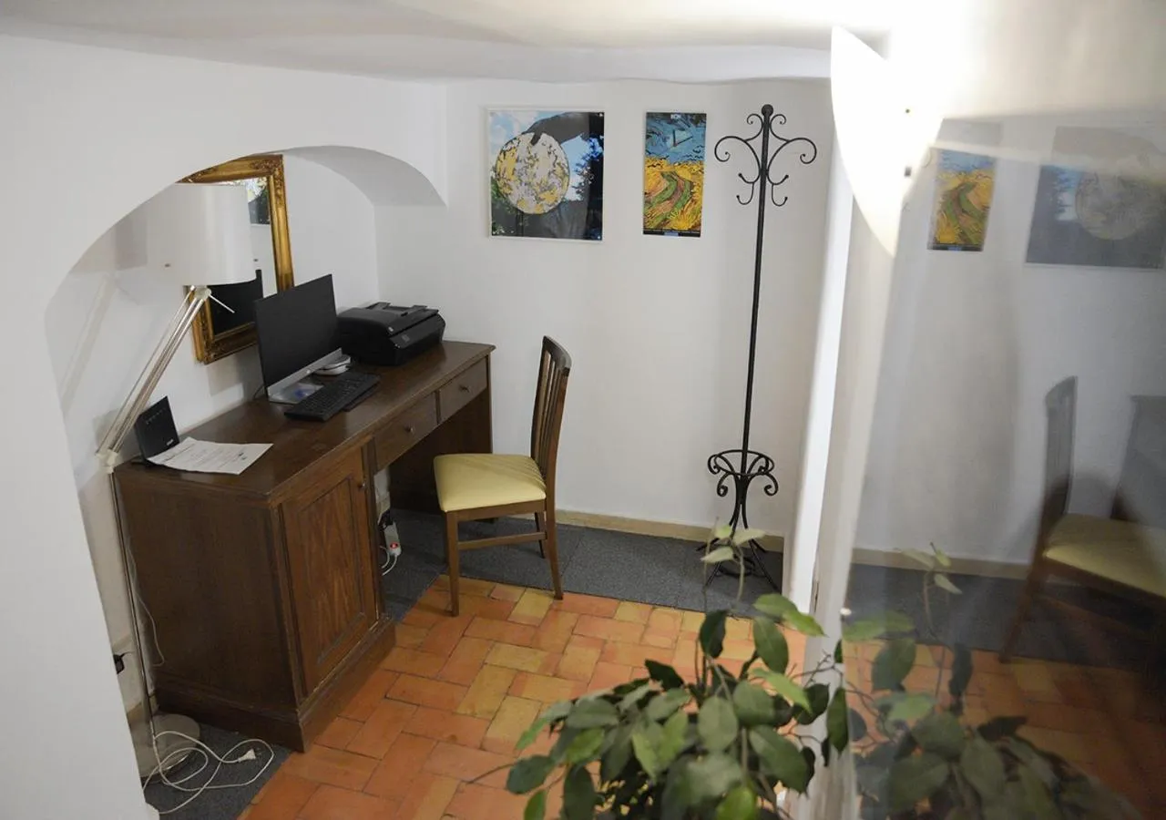 Lobby or reception in Farnese 48