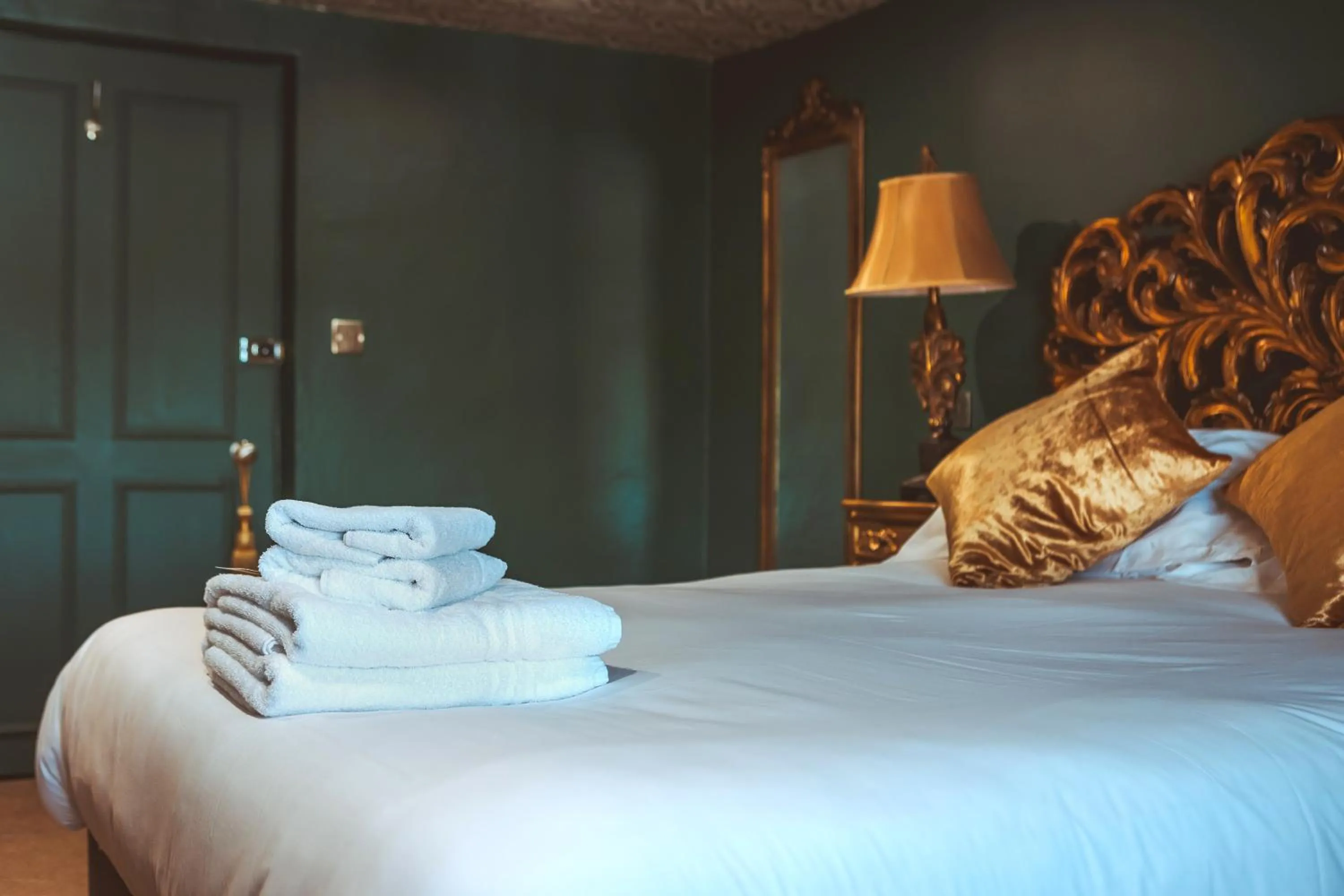 Bed in The Littleton Arms