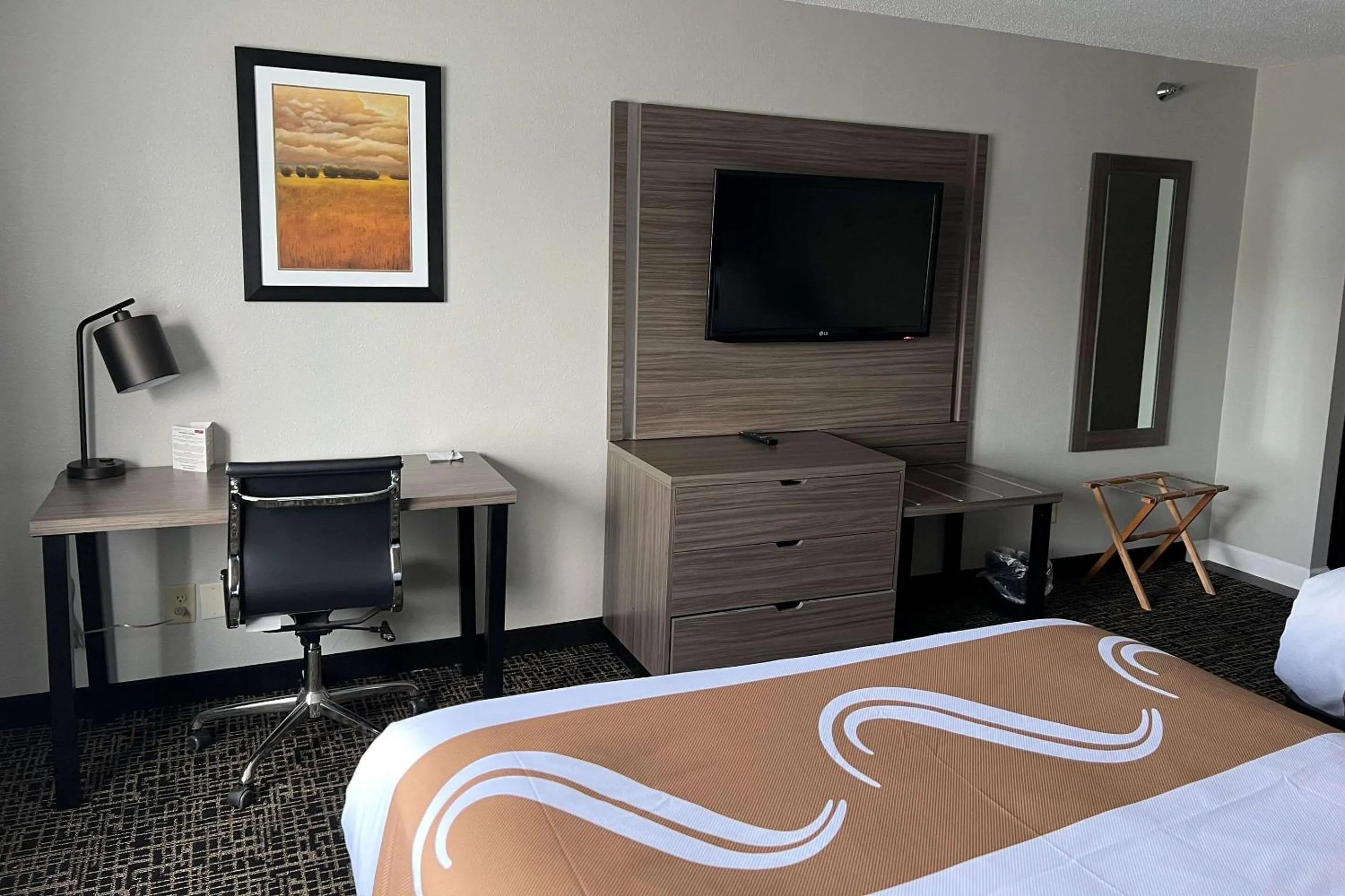 Bedroom, Bed in Quality Inn & Suites Red Wing