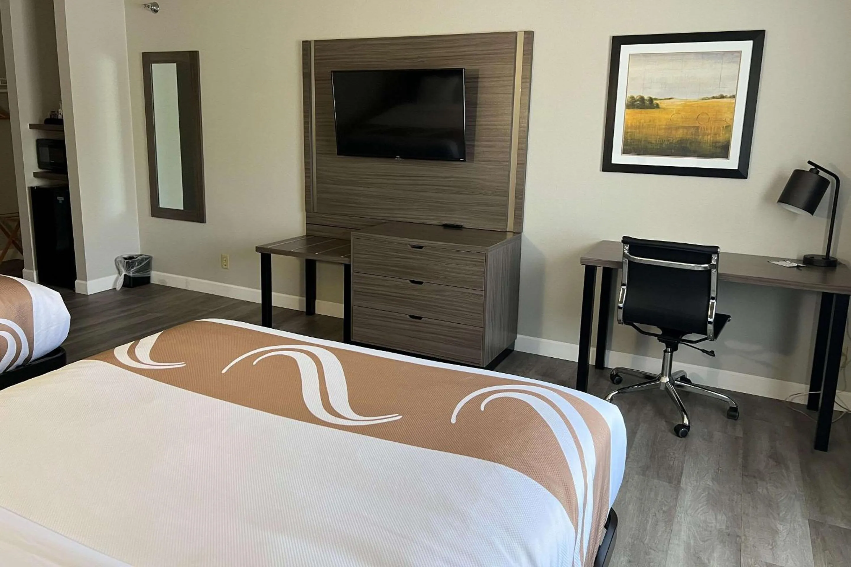 Bedroom, Bed in Quality Inn & Suites Red Wing